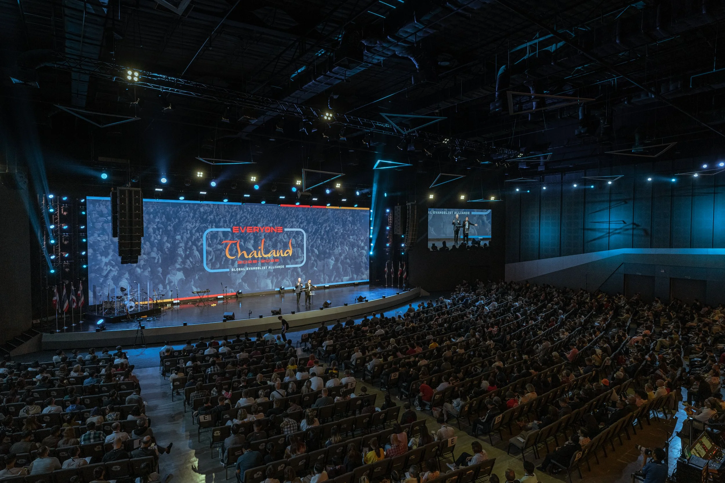 The Launch of the EveryOne Thailand project, gathering 2000 Thai pastors and leaders across Thailand