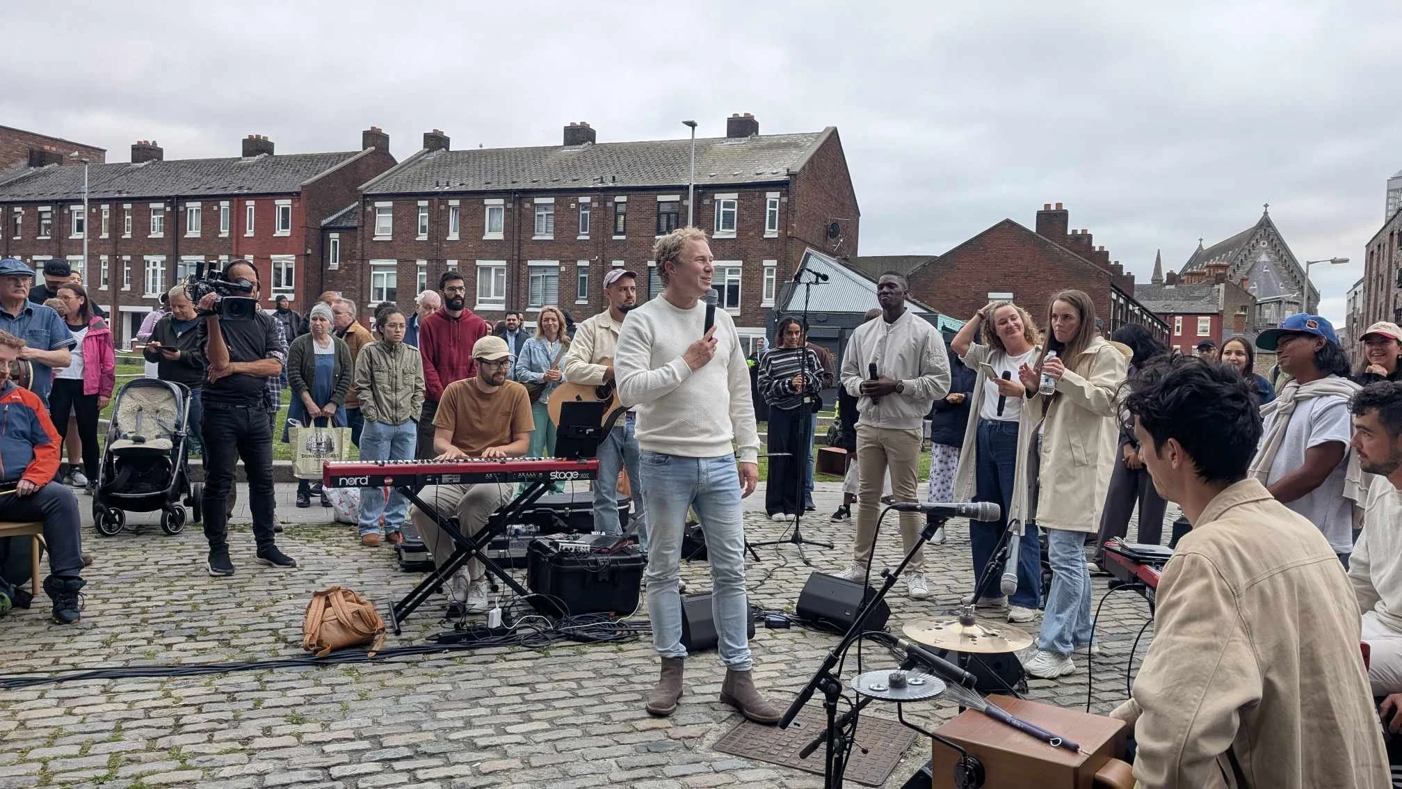 We partnered with Presence Revival for a public worship and prayer event in Dublin City that was streamed around the world.
