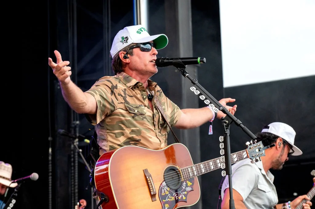 LoriSapio.LoneStarSmokeout.CaseyDonahew.ArlingtonTX.April242026aDSC_0661.jpg