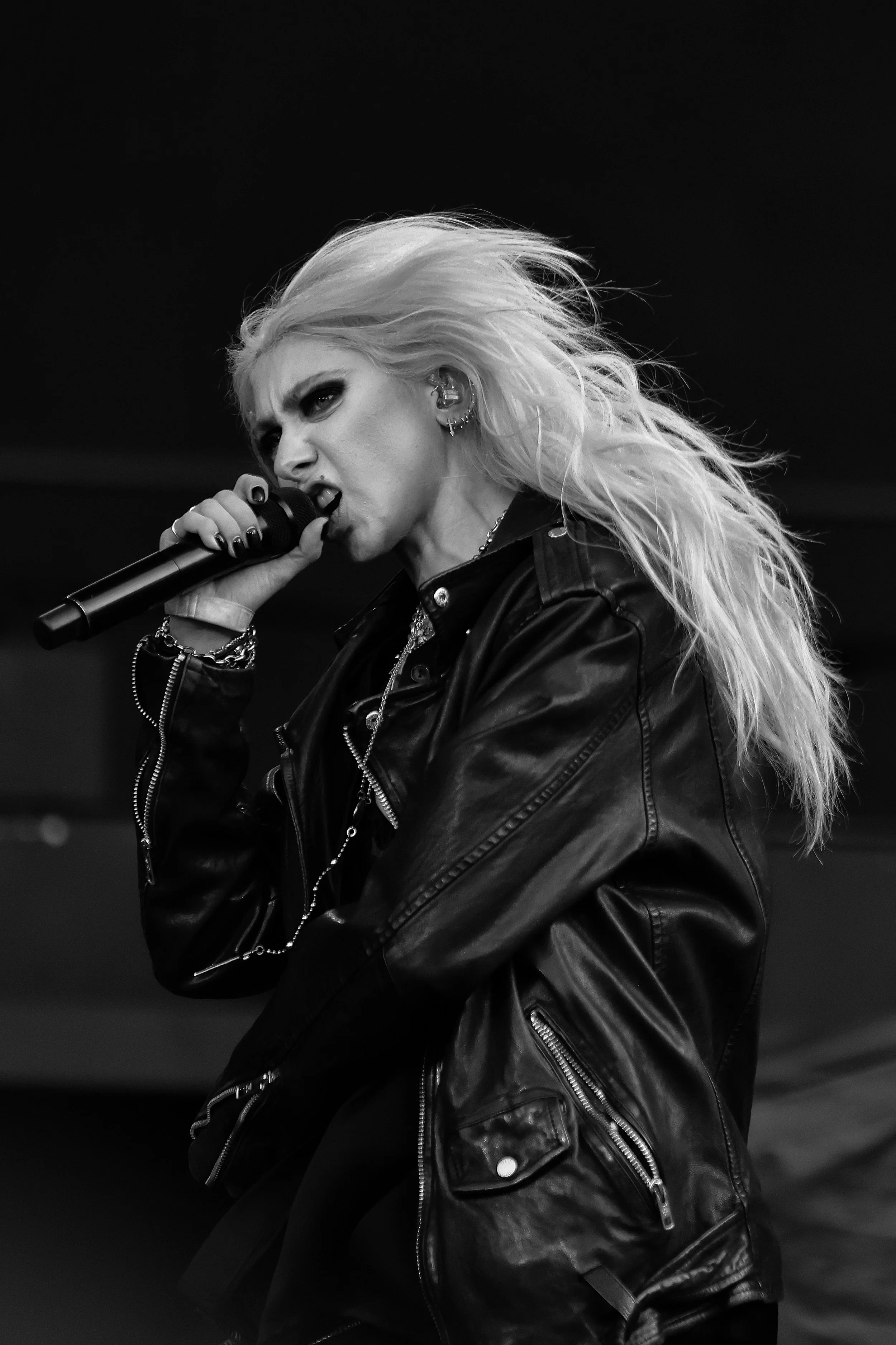 theprettyreckless-camprandall-7-19-26-11.jpg