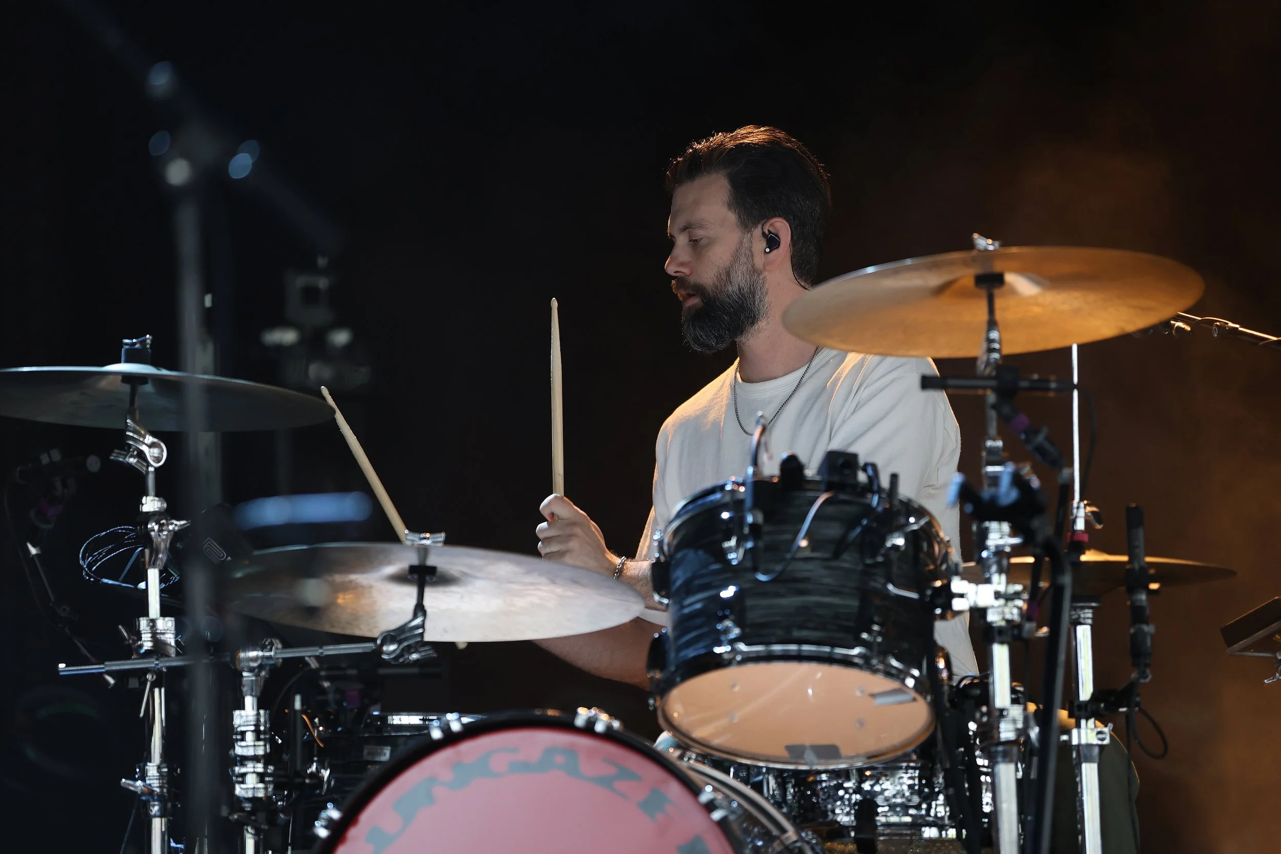 tempertrap-tinley-7-10-26-9.jpg