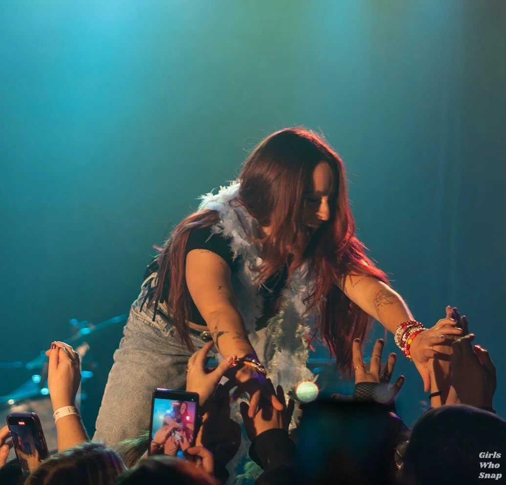 @xanaofficial_ Creates Connections at Her Sold-Out Show in Columbus 🖤

Review and photo gallery by @lyricallabfilmco up now at girlswhosnap.com!

#pop #popmusıc #xana #goddess #columbus #girlsgirl #columbusmusic #concertphotography #girlswhosnap