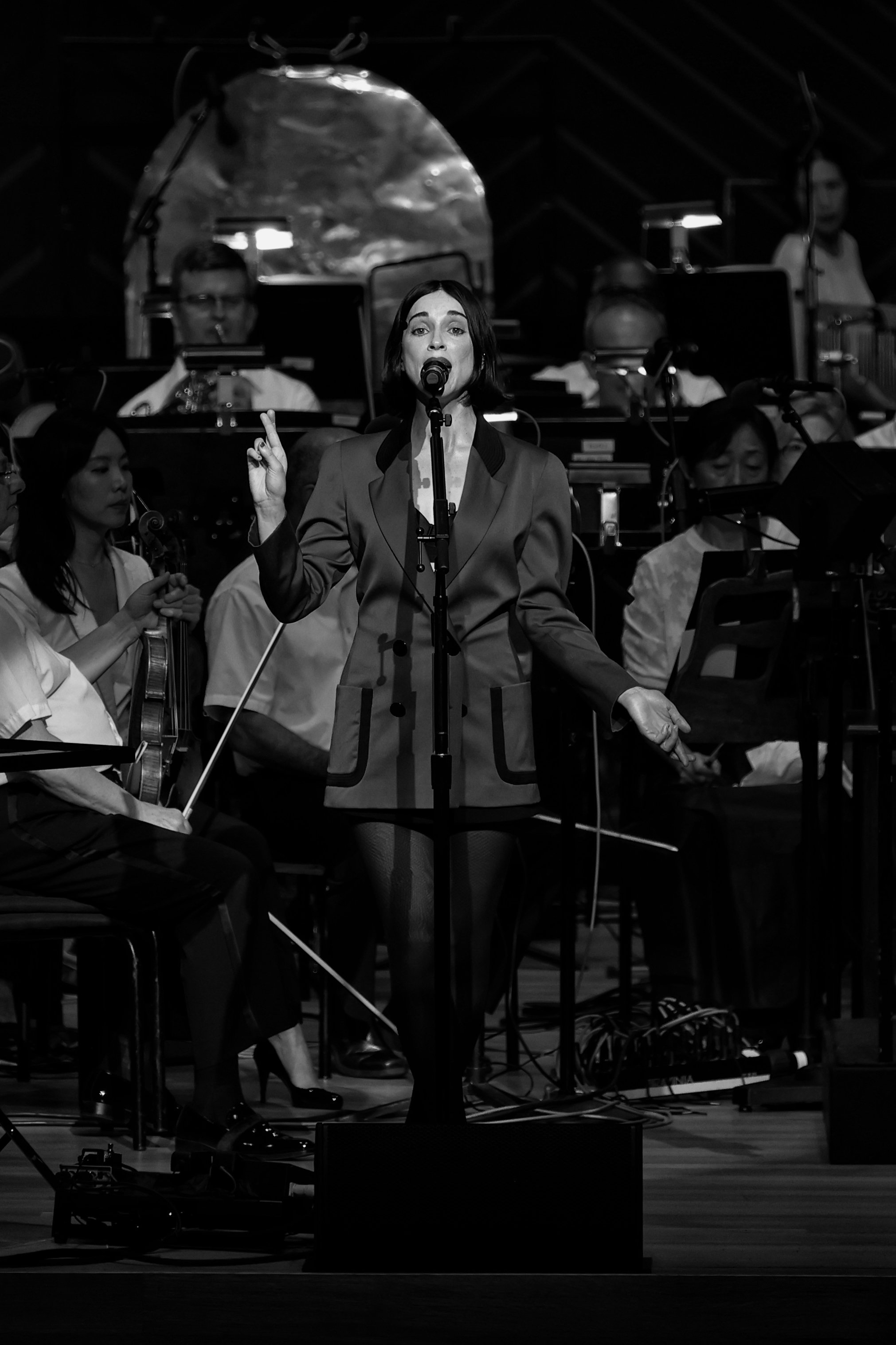 Distortion Meets the Downbeat: St. Vincent Plugs Into the Chicago Symphony Orchestra at Ravinia Festival