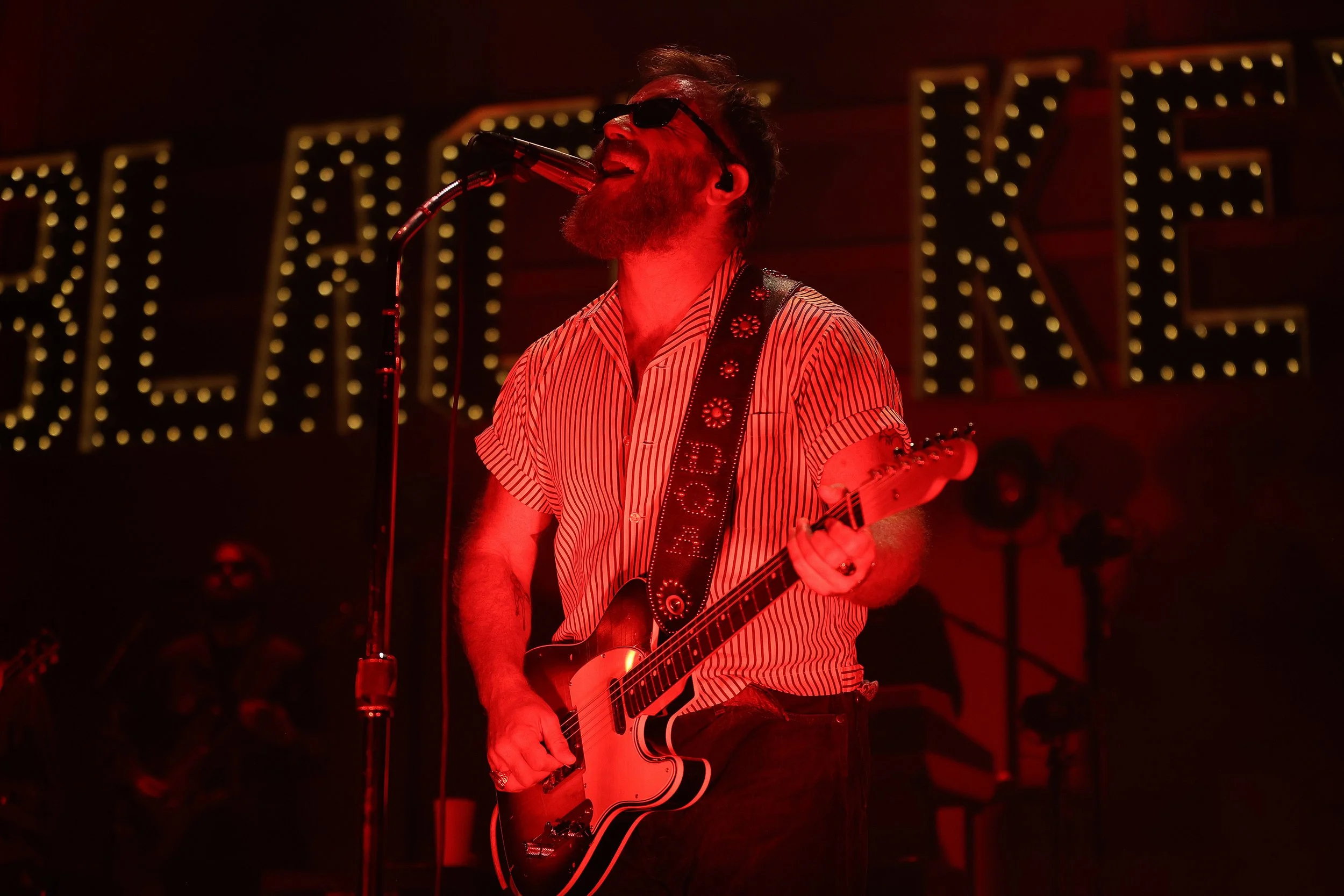 blackkeys-saltshed-10-20-26-4.jpg