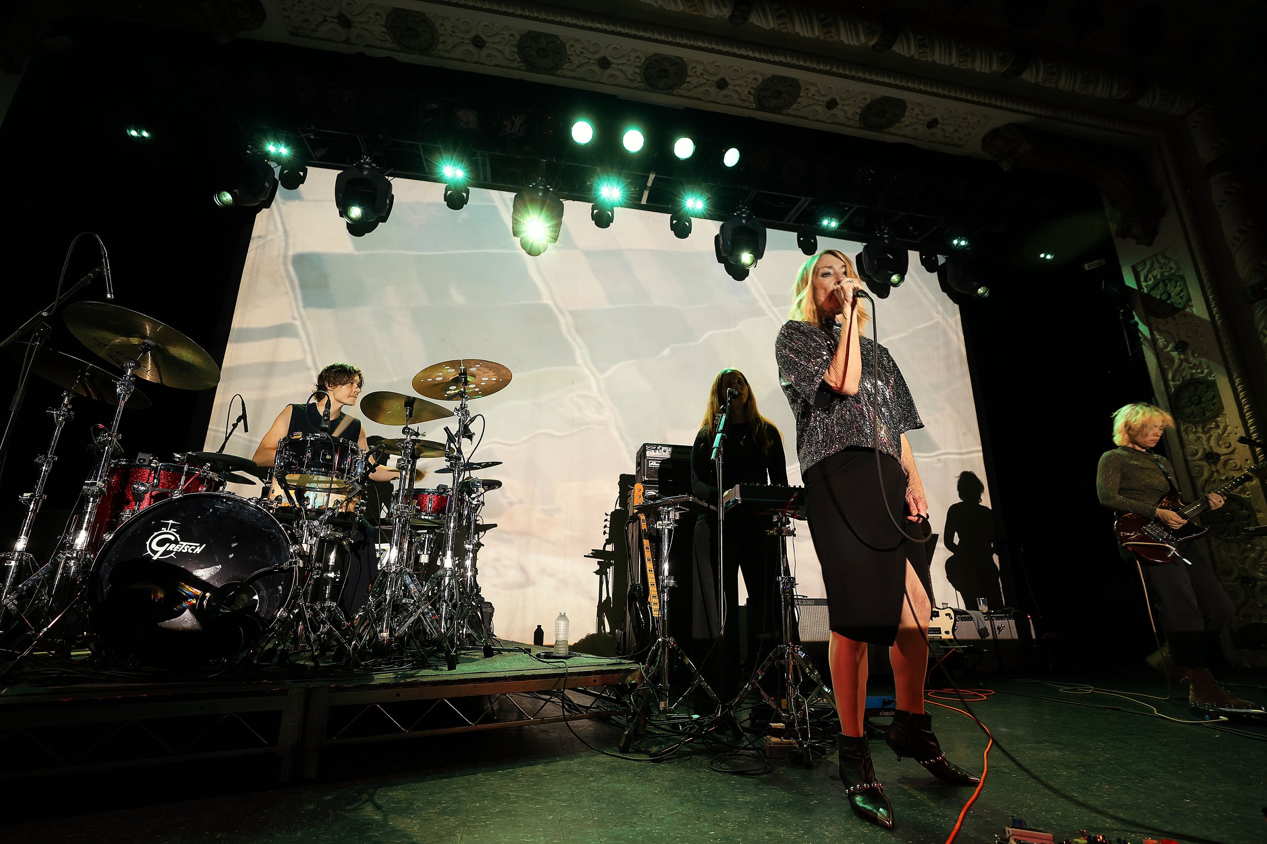 kimgordon-metro-6-23-26-7.jpg