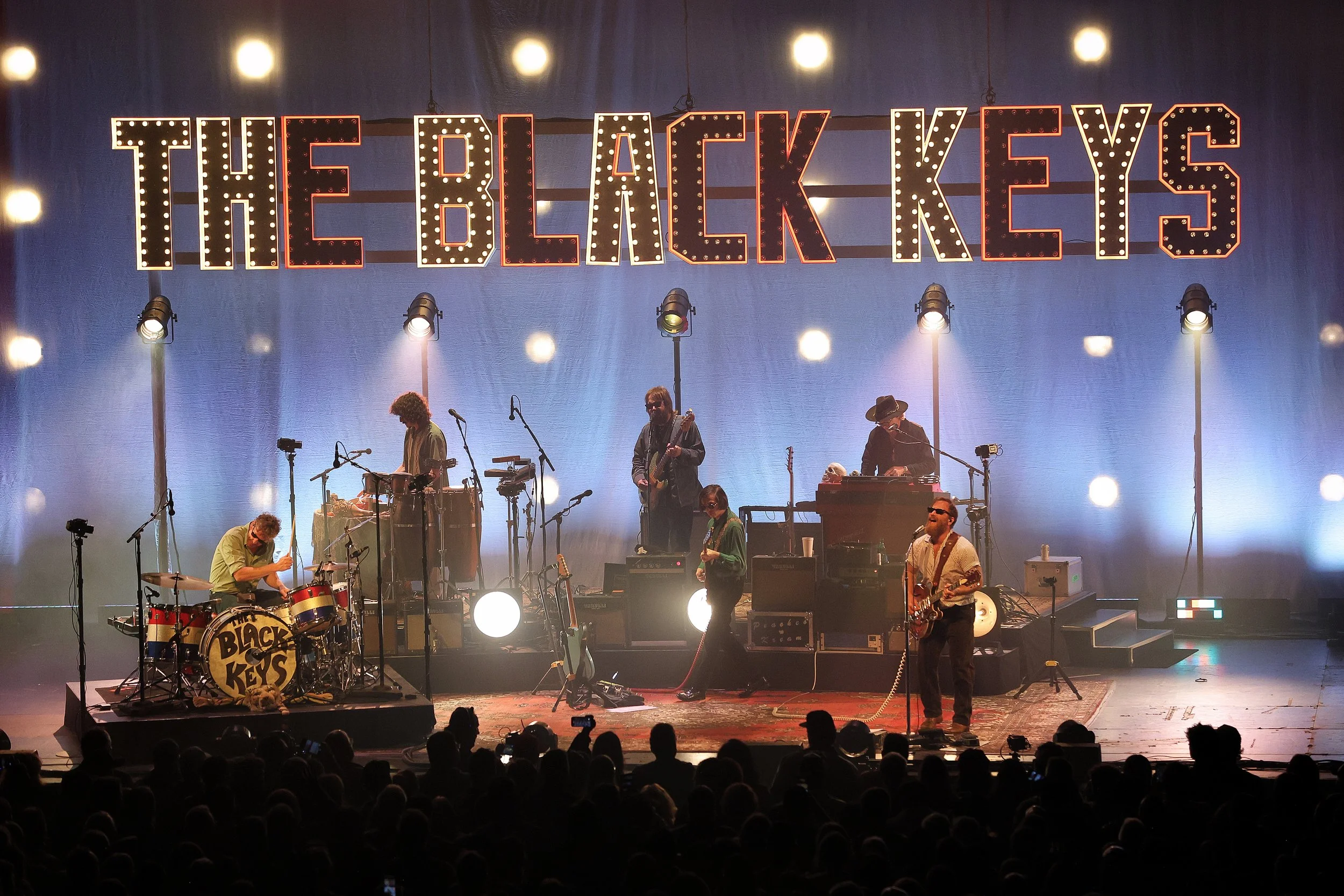 blackkeys-saltshed-10-20-26-10.jpg