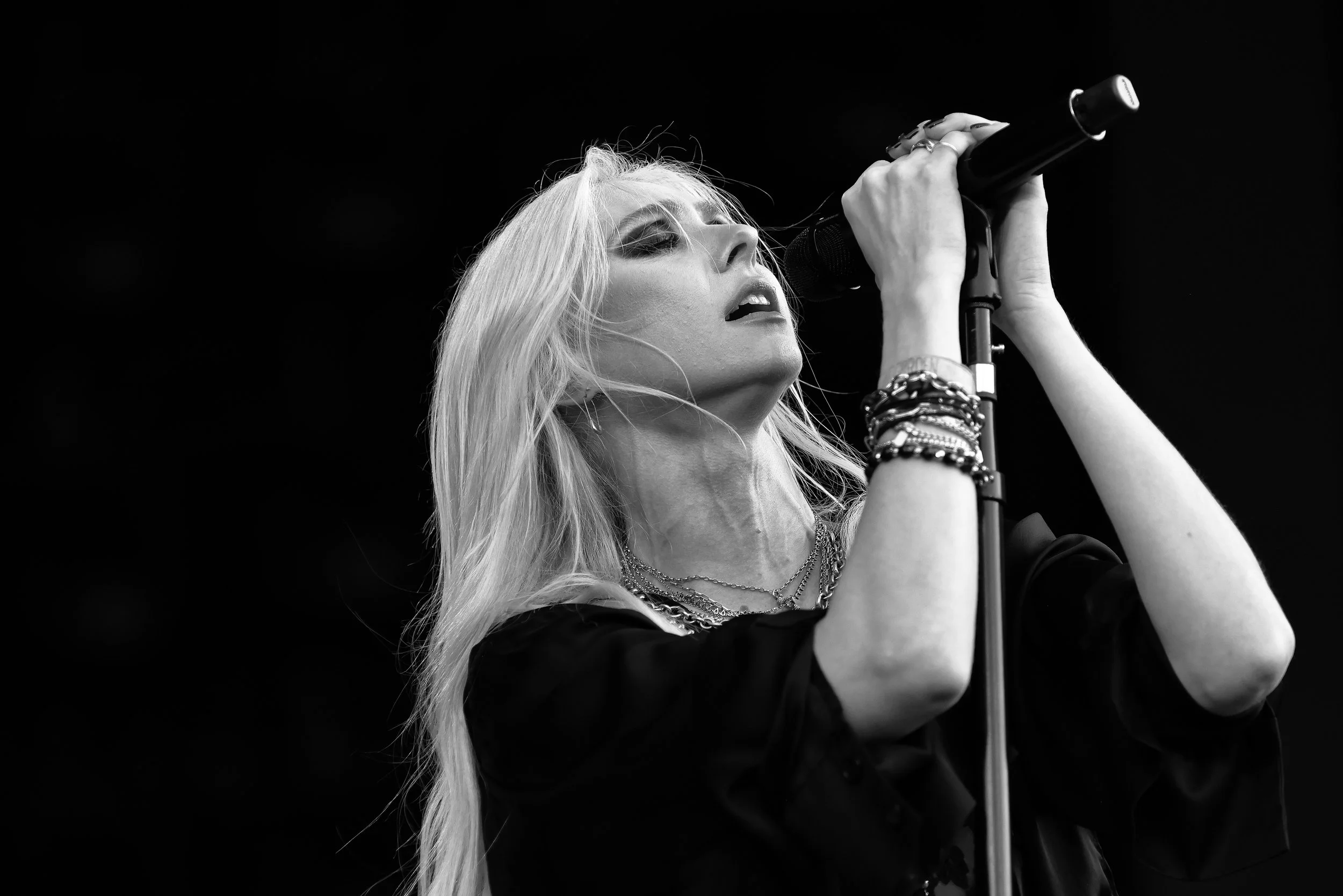 theprettyreckless-camprandall-7-19-26-1.jpg