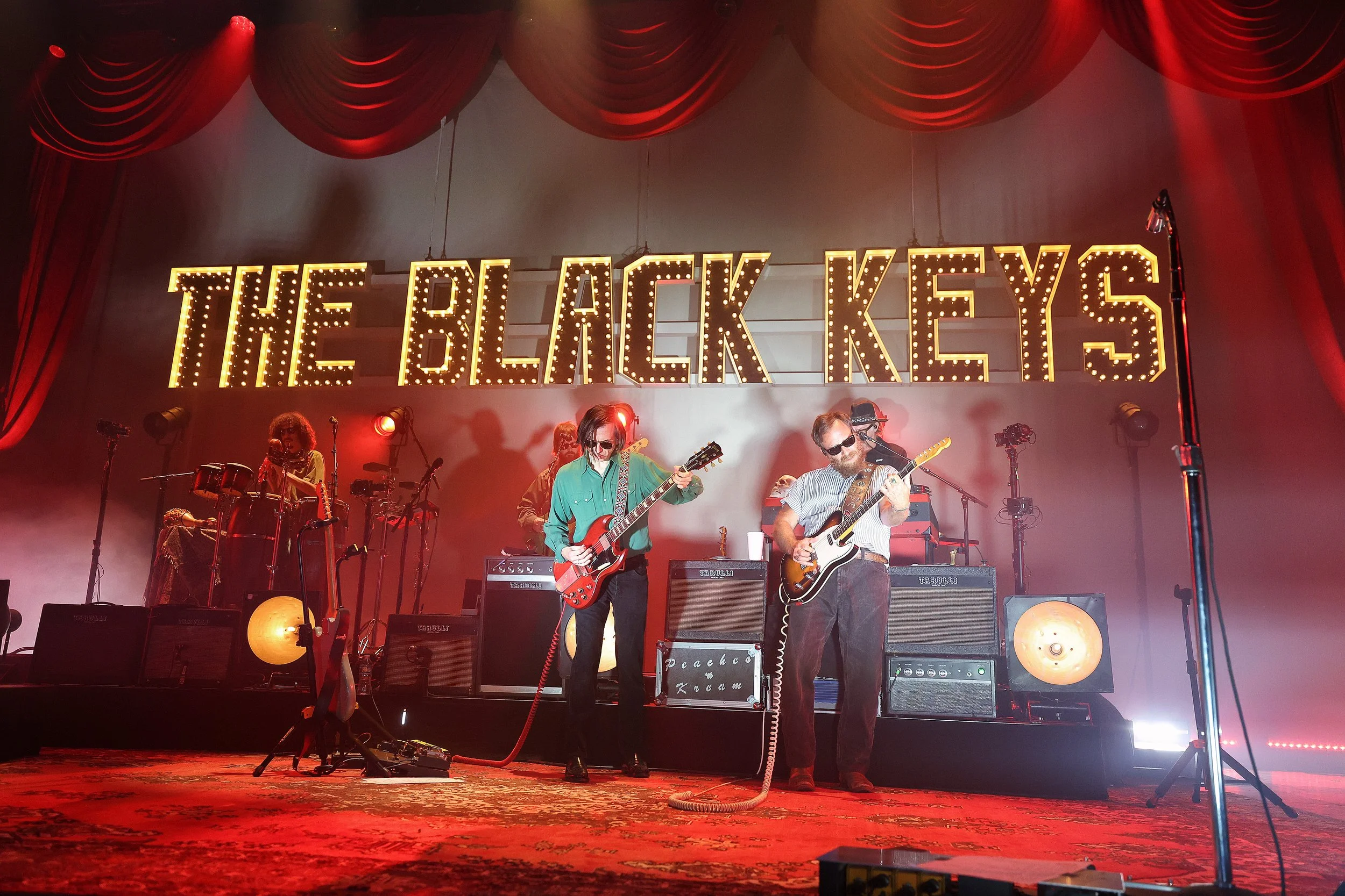 blackkeys-saltshed-10-20-26-14.jpg