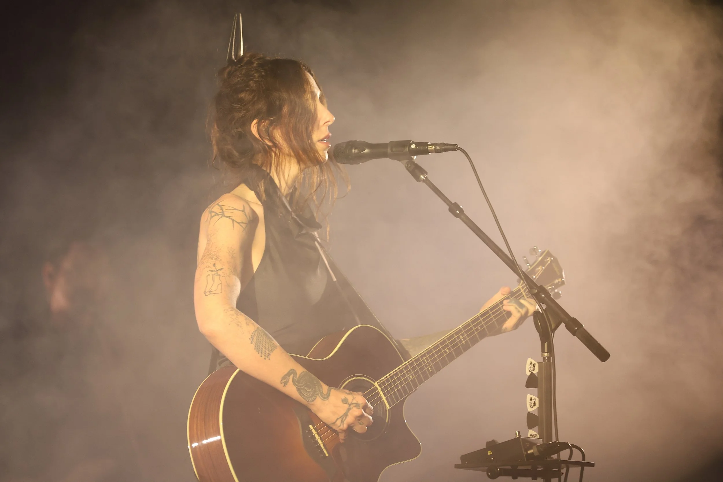 chelseawolfe-riv-9-28-26-9.jpg