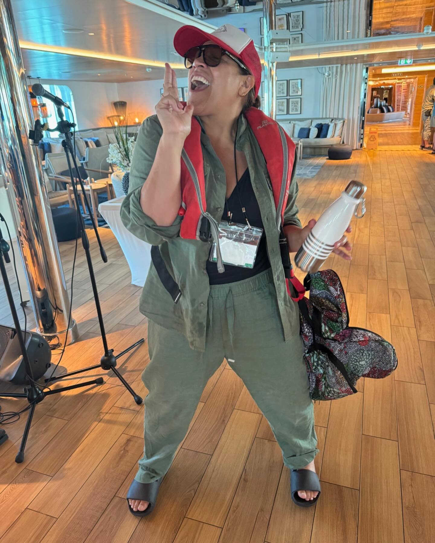 Just did the sound check with my backpack and my life jacket on&hellip;The Intrepid traveller setting forth on the daily expedition! Che  Ceberano nee Hemingway. I need a Cuban cigar and a box brownie wrapped around my neck ( for those who are old en