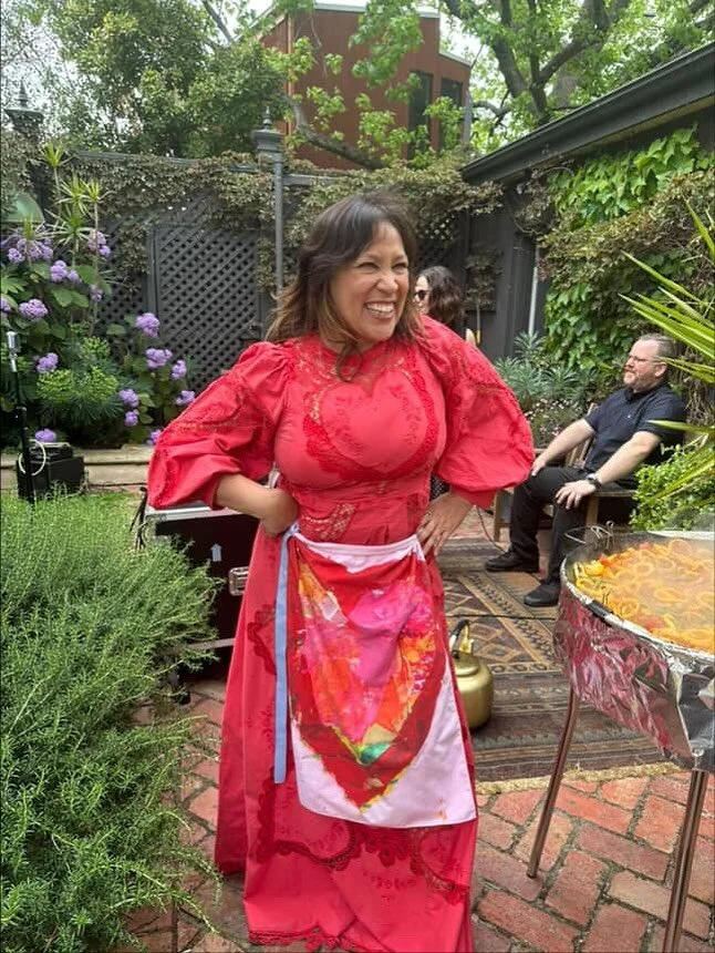 Where fashion, meets art, meets food…Melbourne’s own @nevenka_melbourne paired with @annablatman teatowel next  standing beside  @oneman_onepan paella. Just a casual rig for a Sunday birthday in the backyard :) you’re welcome xxxx