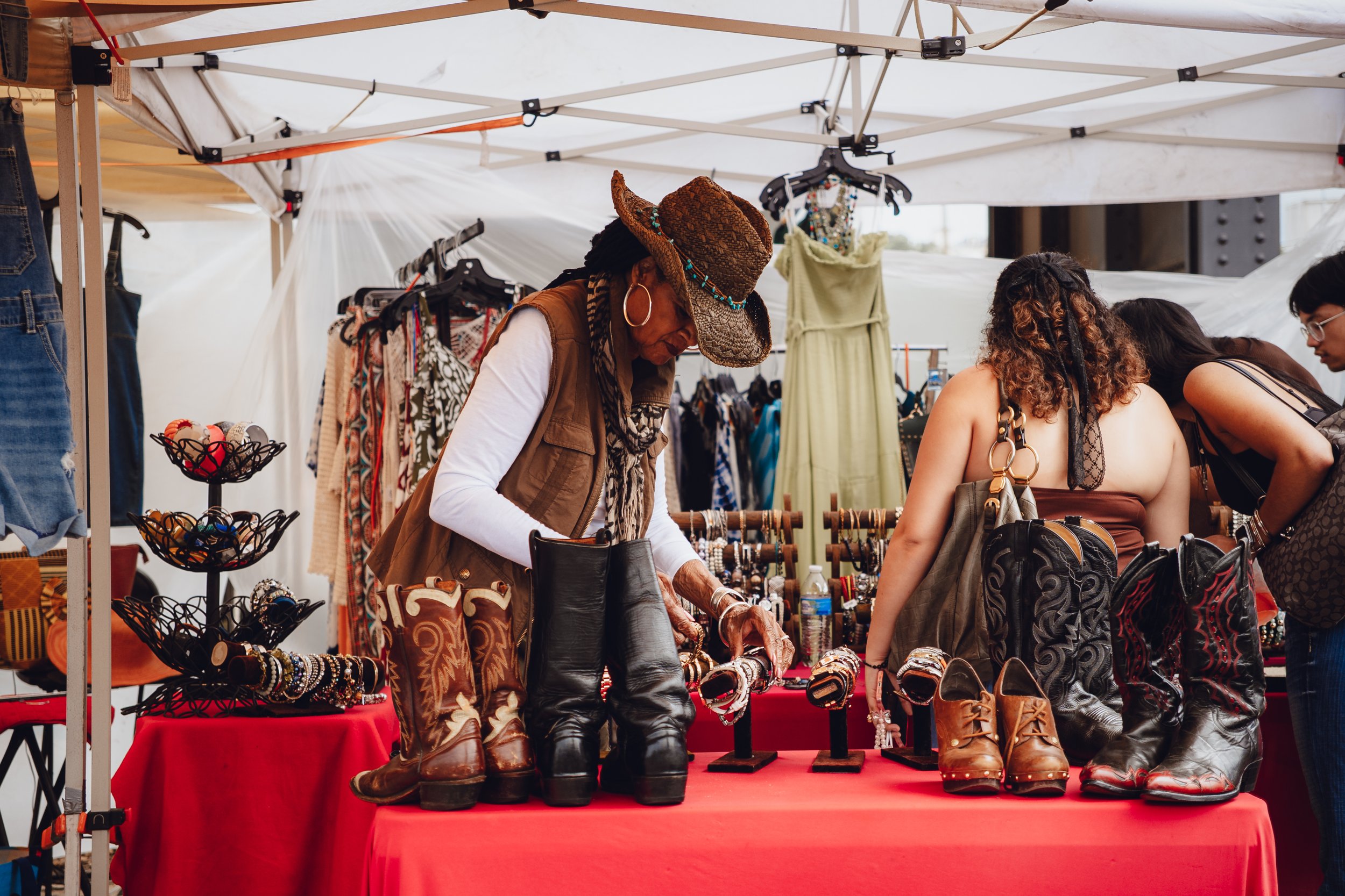 swapmeet april 4th-18.jpg