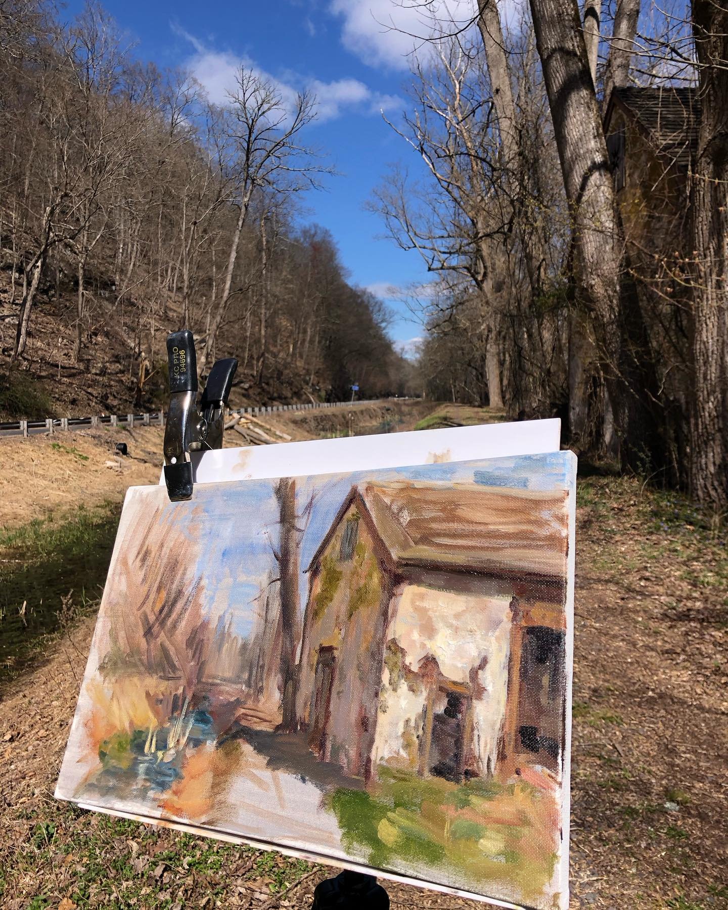 Plein-air painting WIP of this incredible historic barn, a patchwork of old crumbling plaster and new chartreuse growth on River road in Upper Bucks.

The finished piece will be exhibited at Hunterdon Land Trust&rsquo;s &lsquo;Wine and Art at the Far