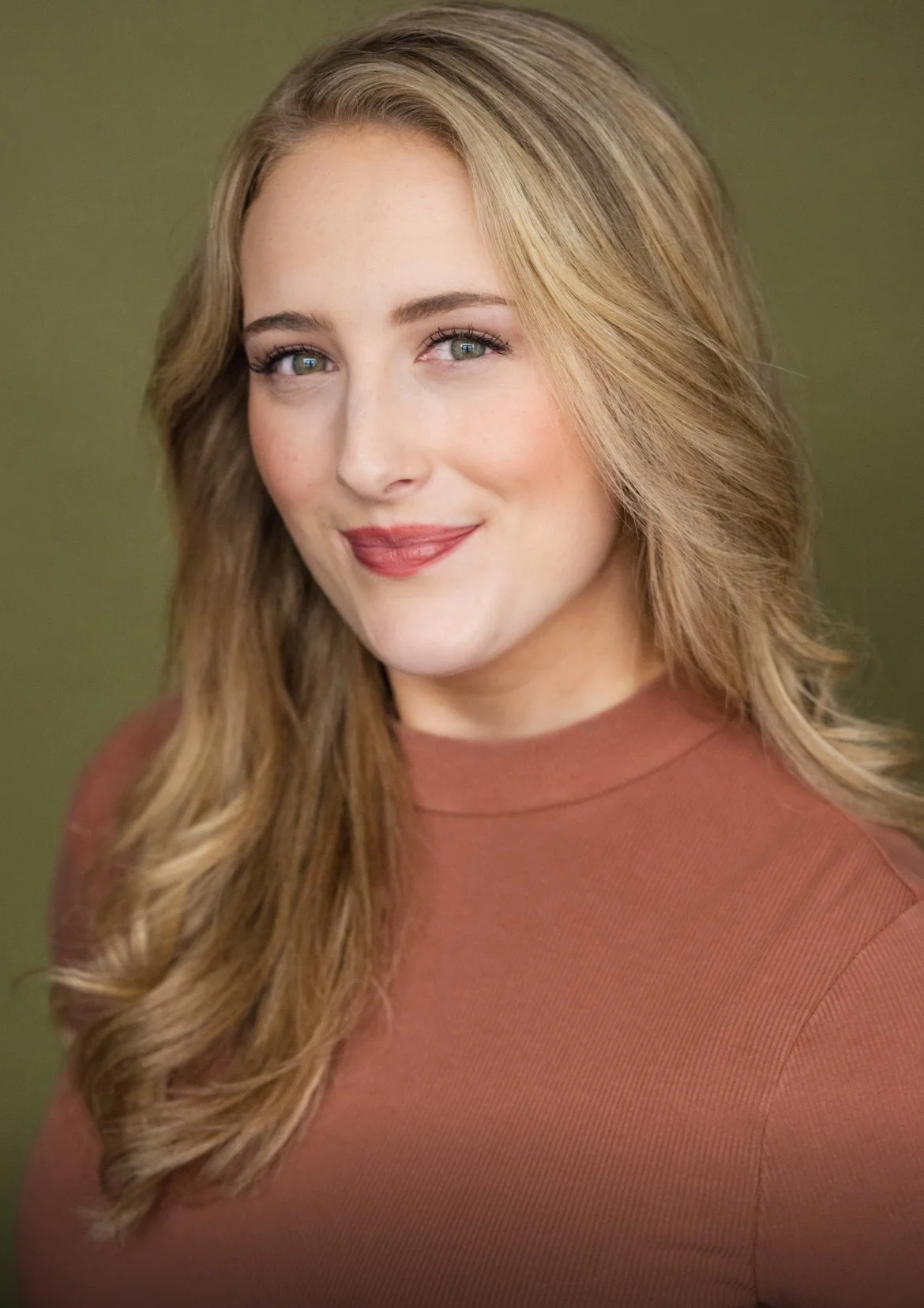 McKenna Stewart headshot.jpg