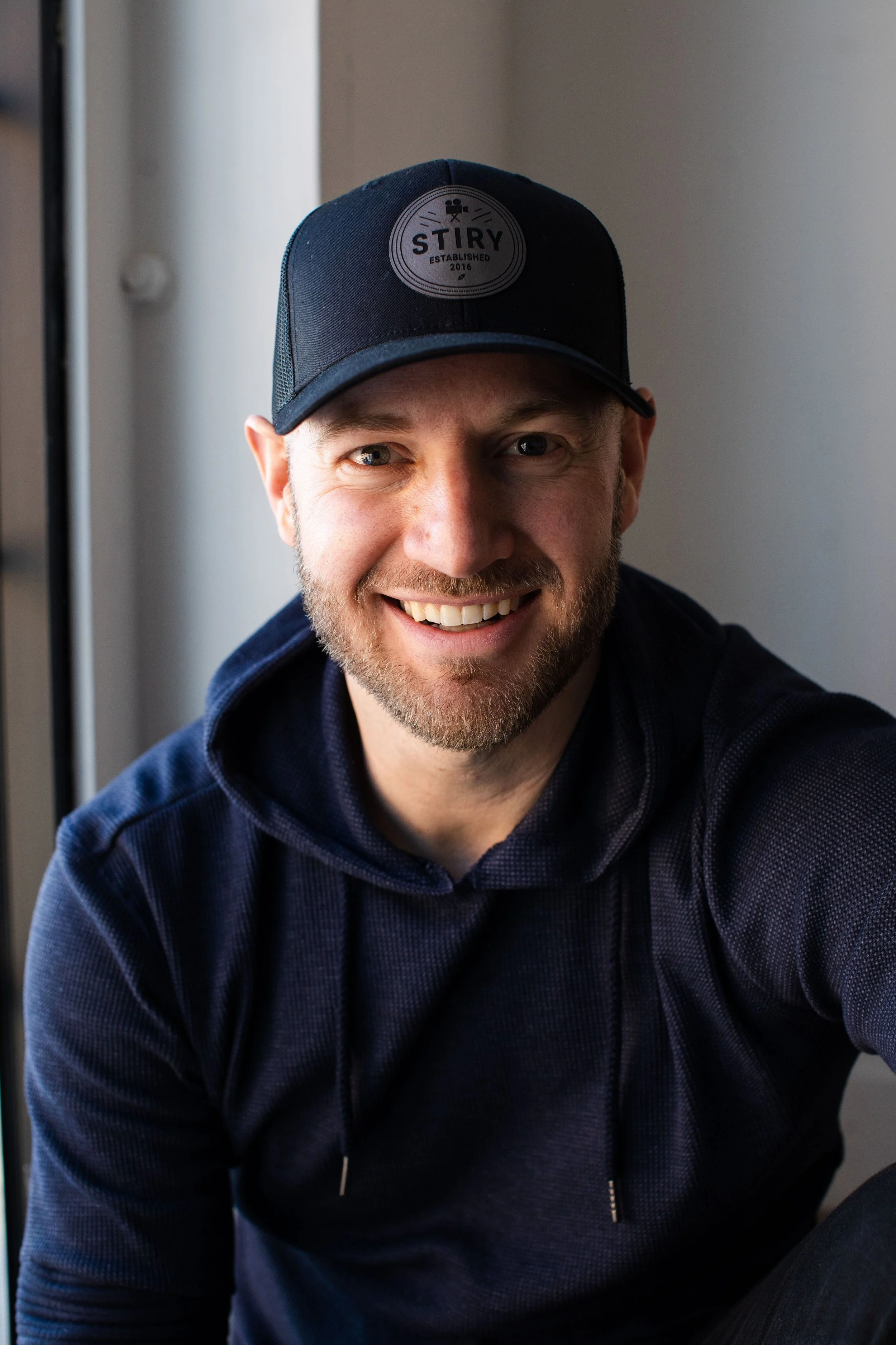 Dan Davis Headshot.jpg