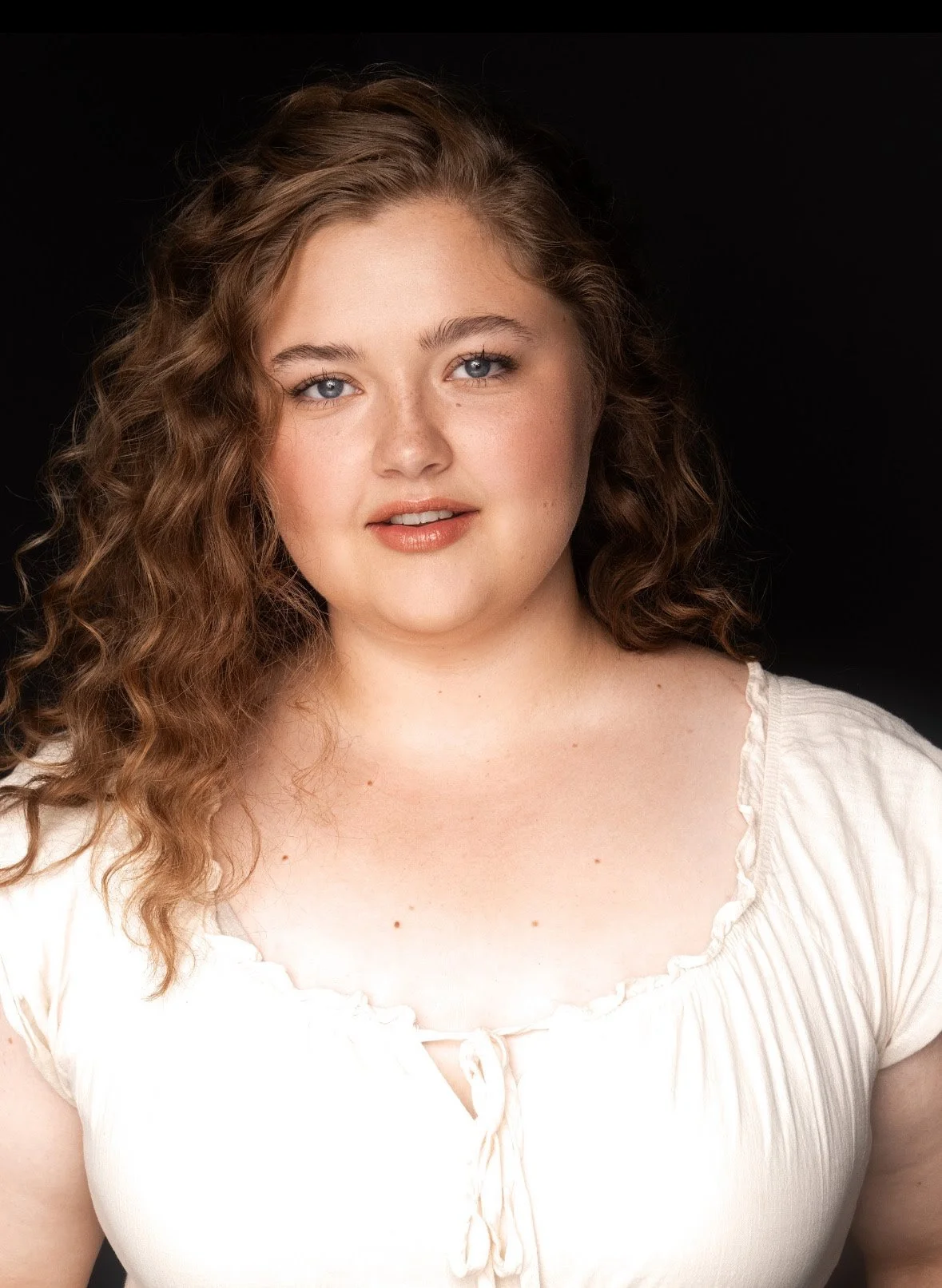 Annalyce headshot.jpeg