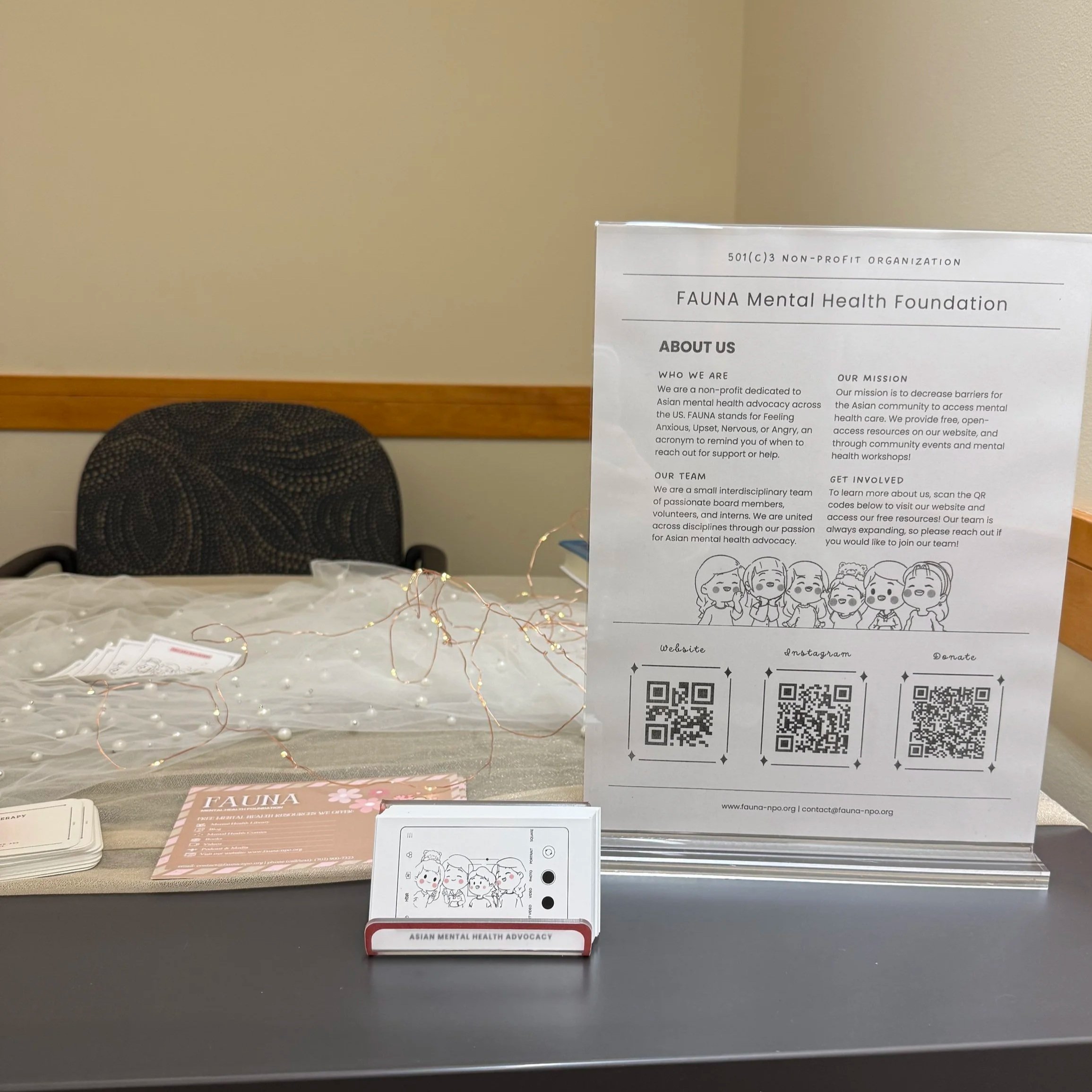 FAUNA table at the Bellevue Library Community Court Resource Center