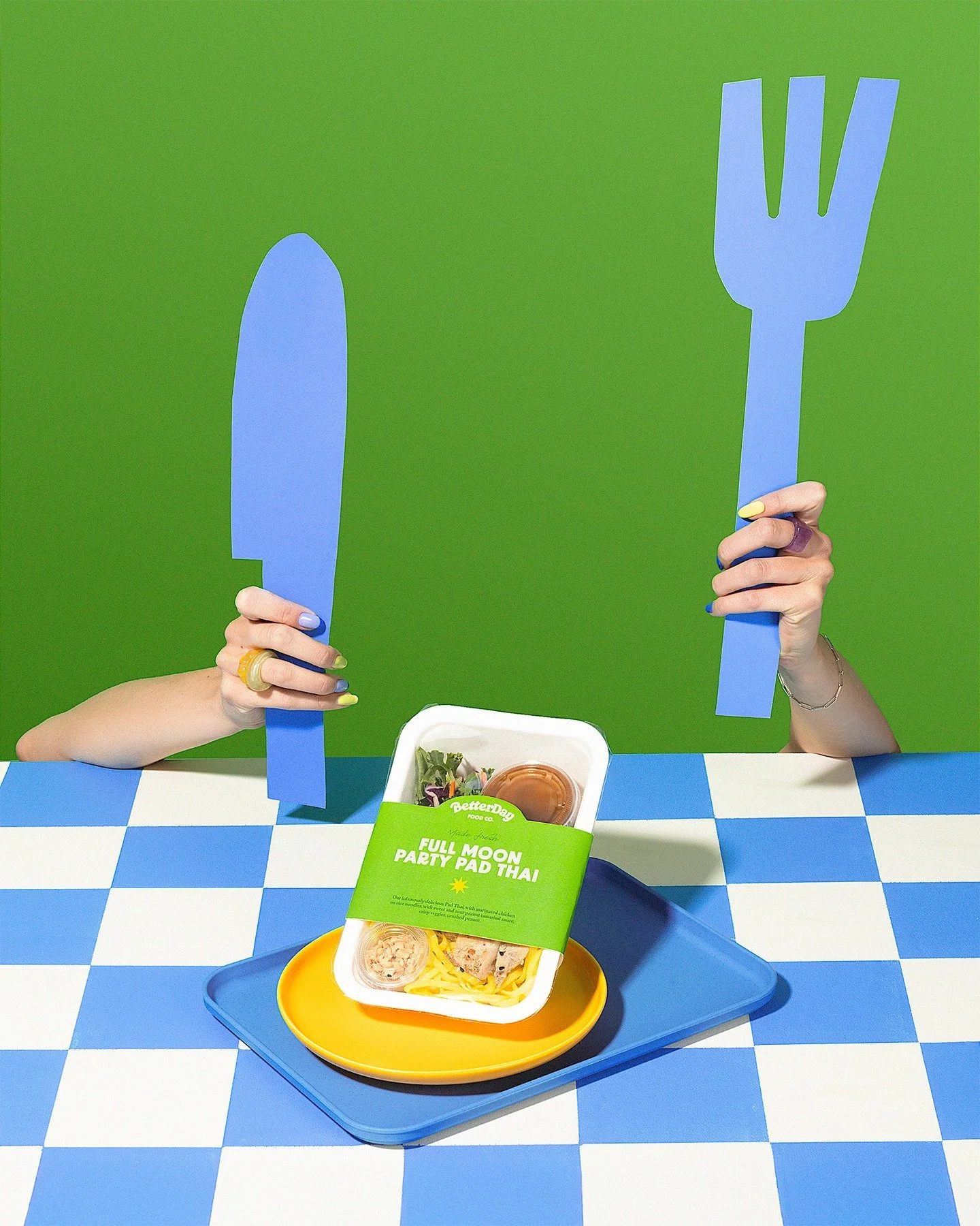 Sometimes our job is very unserious > click through for BTS 👀

Product photography for @betterdayfood 
Agency: @we.are.grant 
Art Direction + model: @t.eagz