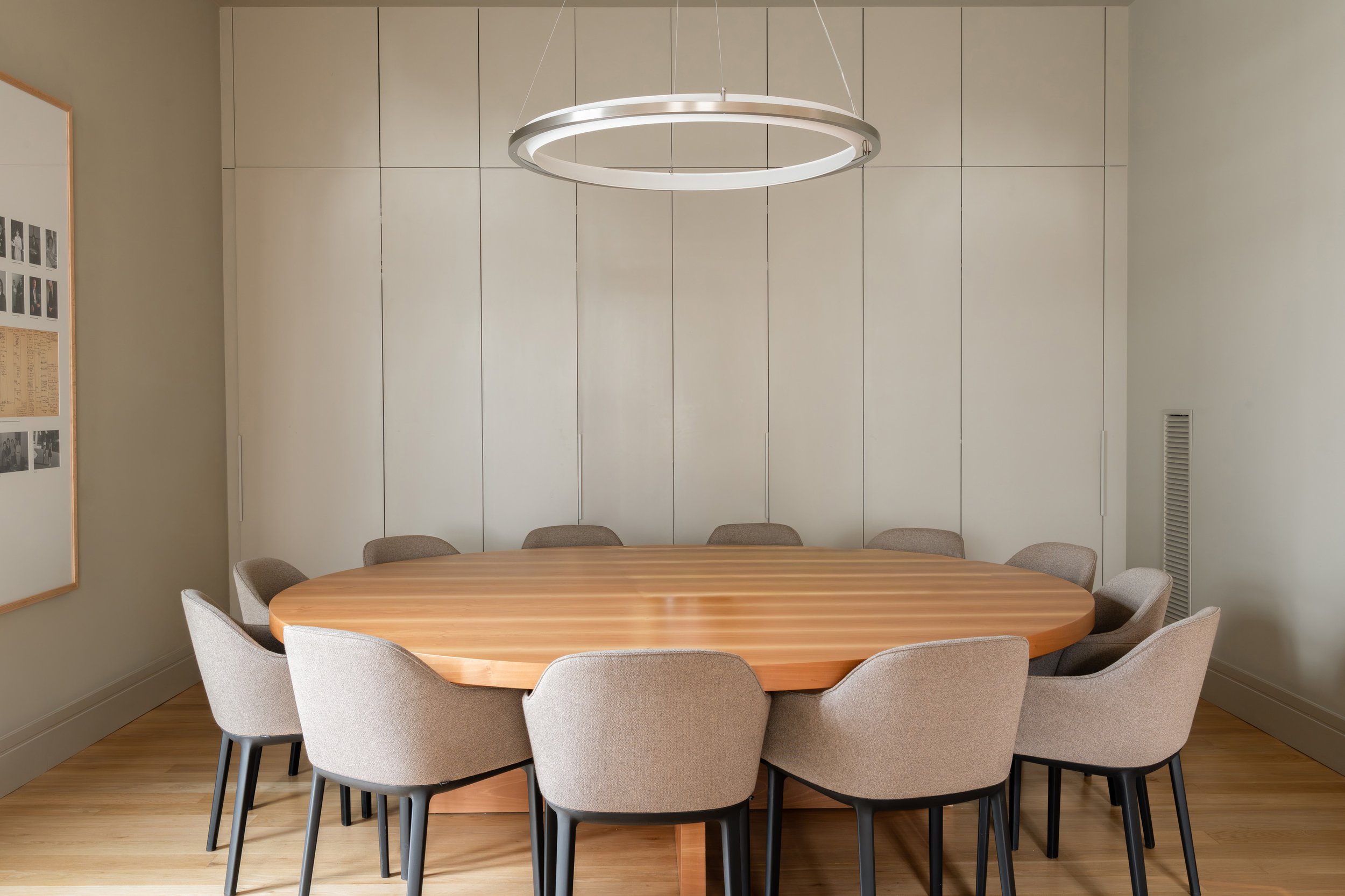 Sala de reuniones del campus Barcelona del IESE , de la Dirección General