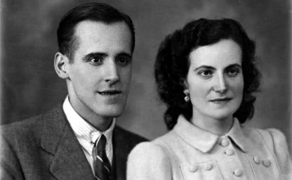 Junio: siervos de Dios Eduardo Ortiz de Landázuri y Laura Busca