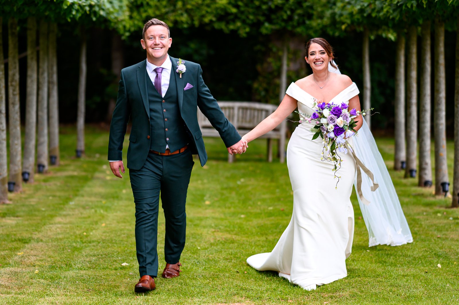 hazel-gap-barn-real-wedding