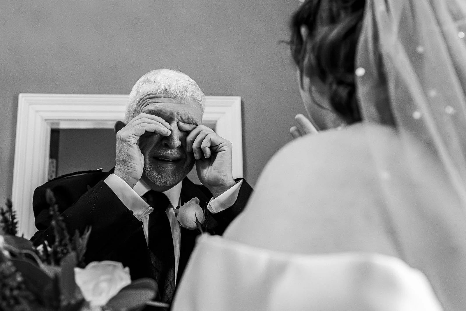 father-of-the-bride-at-dunston-hall-chesterfield