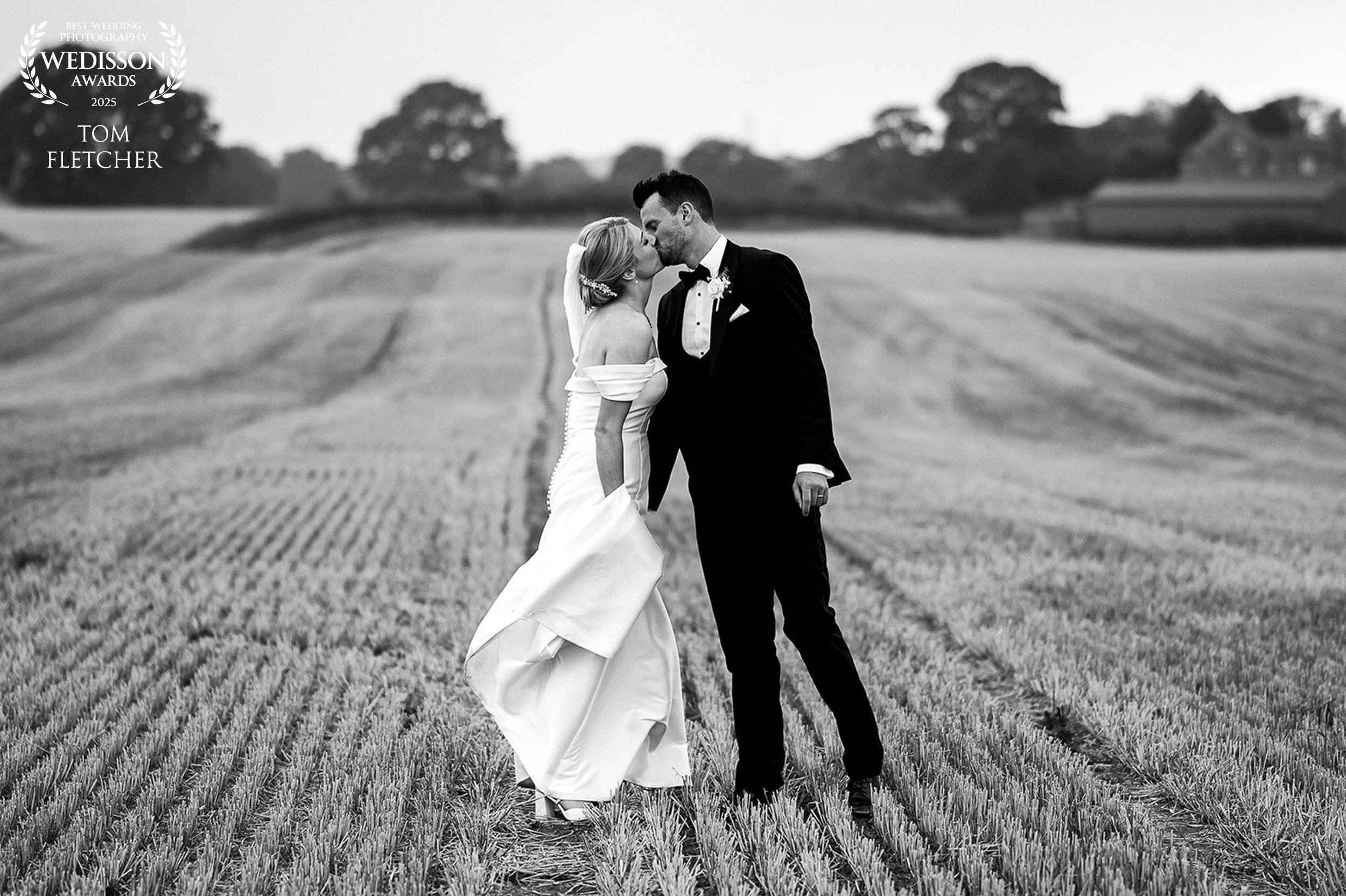 award-winning-Loughborough-wedding-photographer