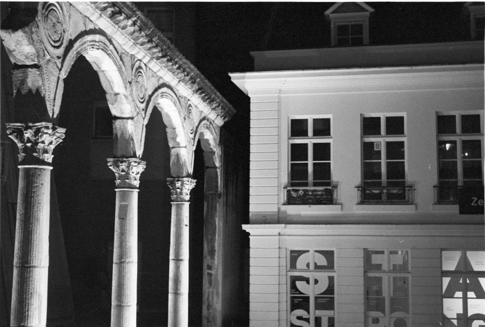 2022-02-24_AachenAtNight_1.jpg