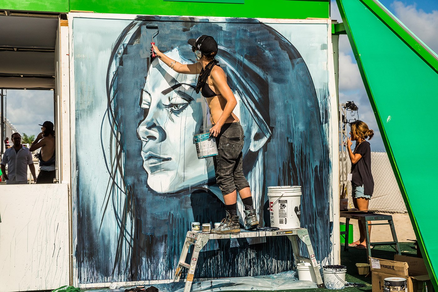 abvmiami2014_alivecoverage-7-29bd2d06.jpg