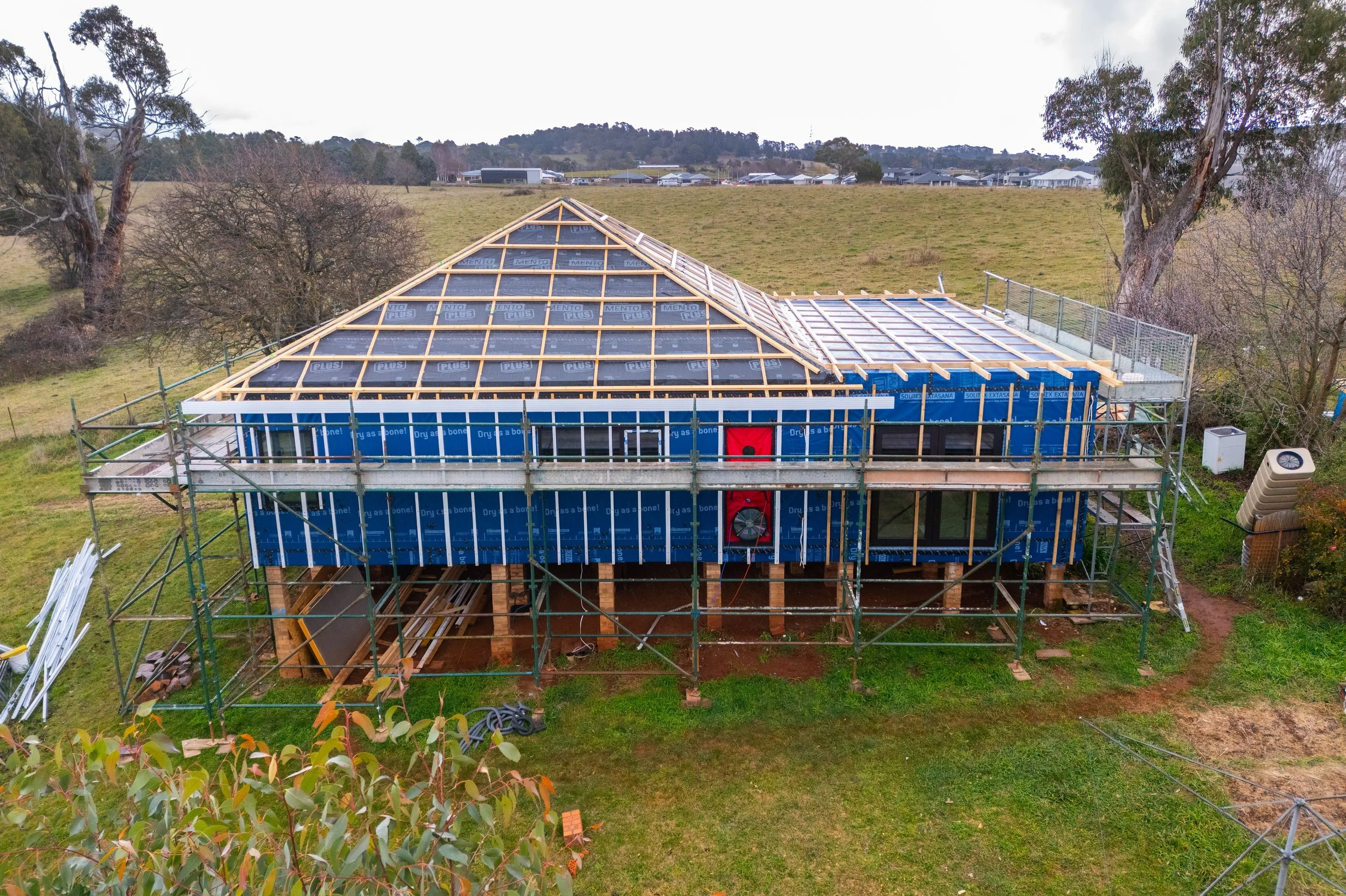 8 Hipped roof.jpg