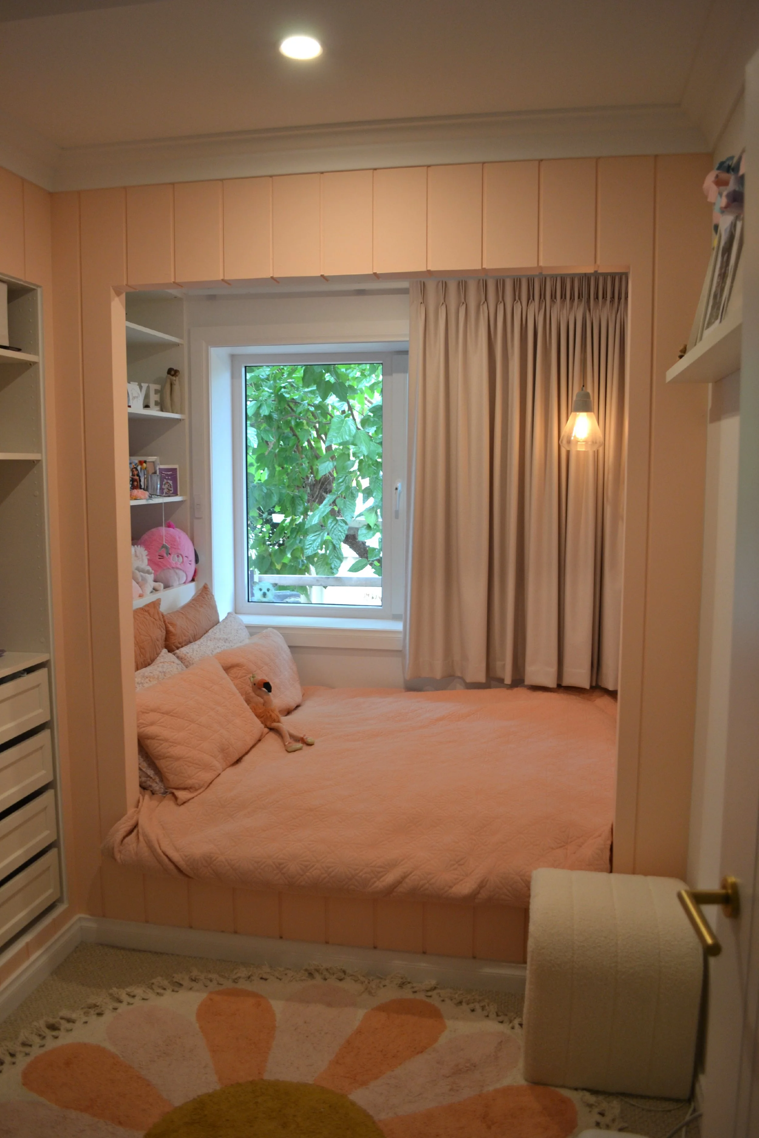 Bed 2.JPG