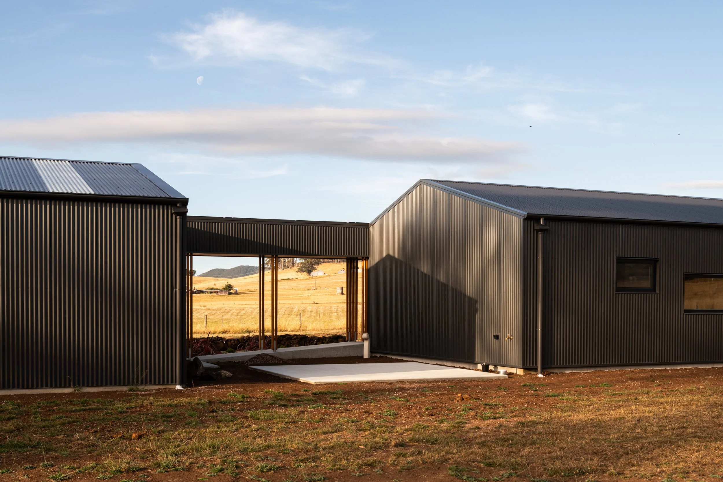 Davies_Mill Corner Longhaus_05.jpg