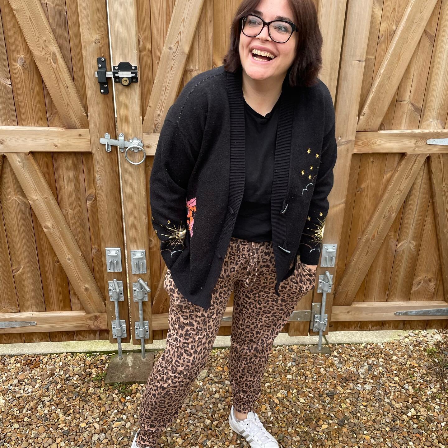 Back by my garden gates (oh the glamour) bringing you another outfit post today.

My obsession with leopard print and snazzy knitwear continues. Super comfy whilst feeling fairly together and most importantly very me (if that&rsquo;s makes sense). 

