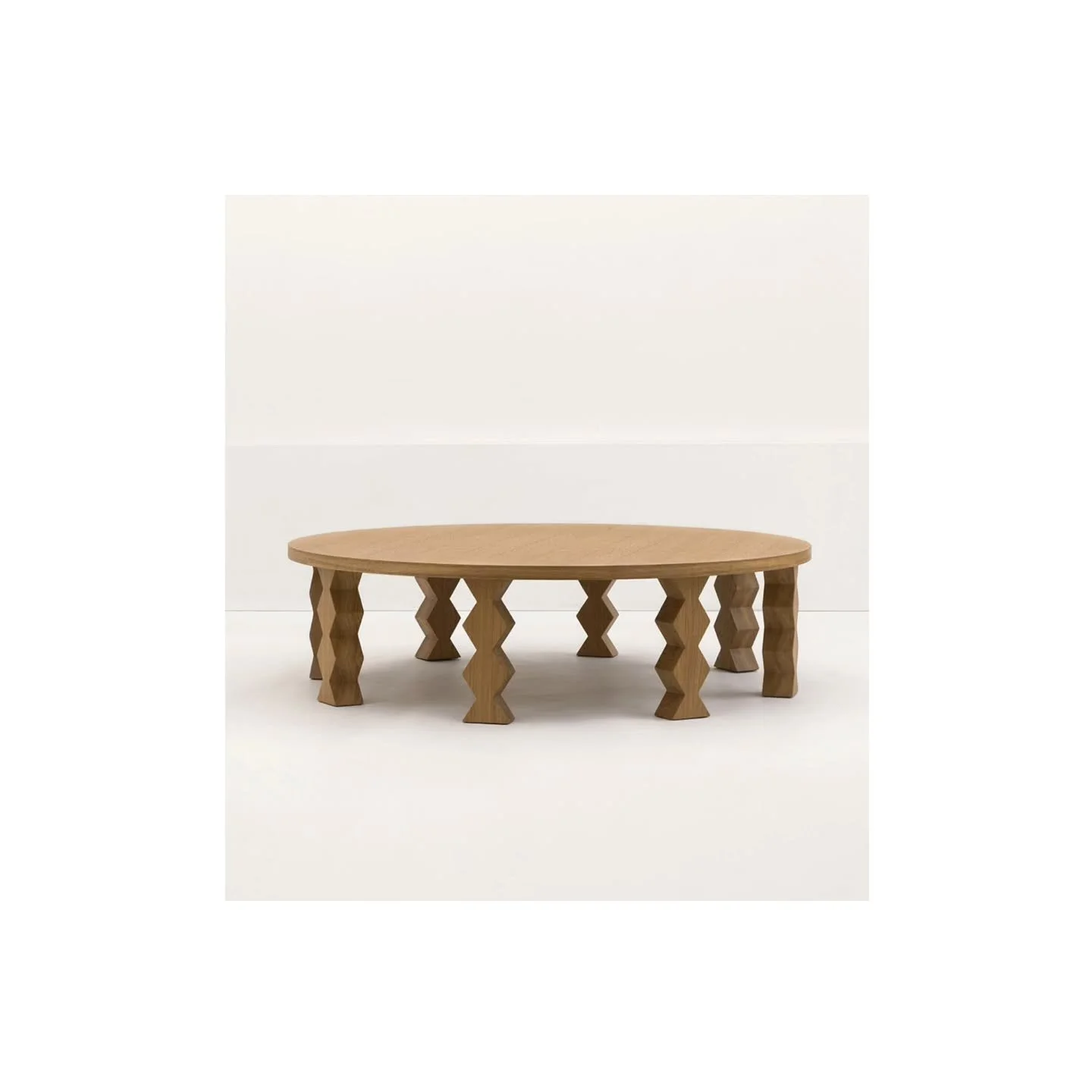 Re-discovering the Prairie coffee table by @fredericpellenq for @kolkhoze today. What a clever point of view: coffee tables are usually chosen for their tops, but here, the legs matter even more and I like the idea very much ❤️

#alpineinteriors #val