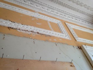 8 missing mouldings.jpg