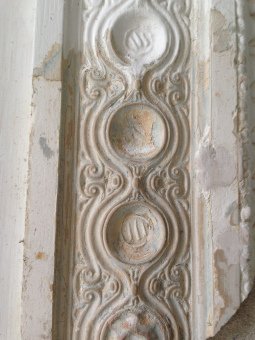 12 stripped moulding.jpg