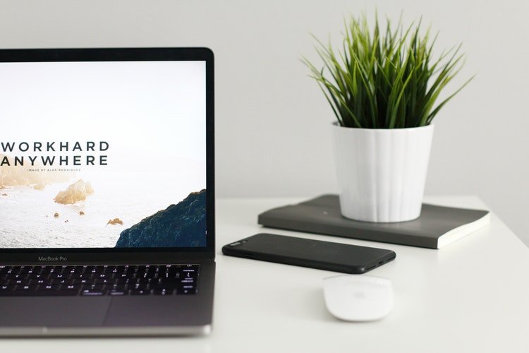 10 Great Ways To Support The Freelancer In Your Life 