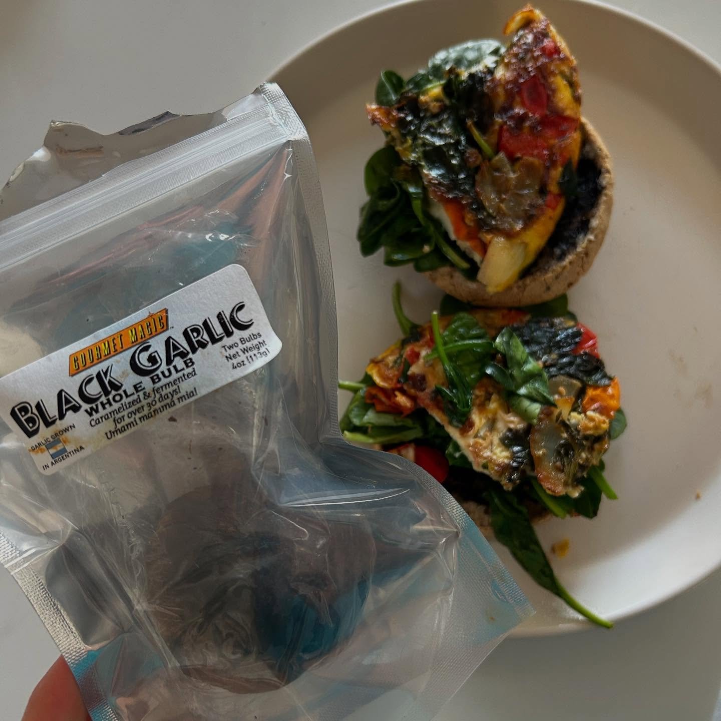 Antioxidant ‼️ 
Have you ever heard of black garlic?! 

It is garlic that undergoes a fermentation process and it develops a sweet, tangy taste with a soft, chewy texture&mdash;like balsamic meets umami.

When the garlic &ldquo;caramelizes&rdquo; thr