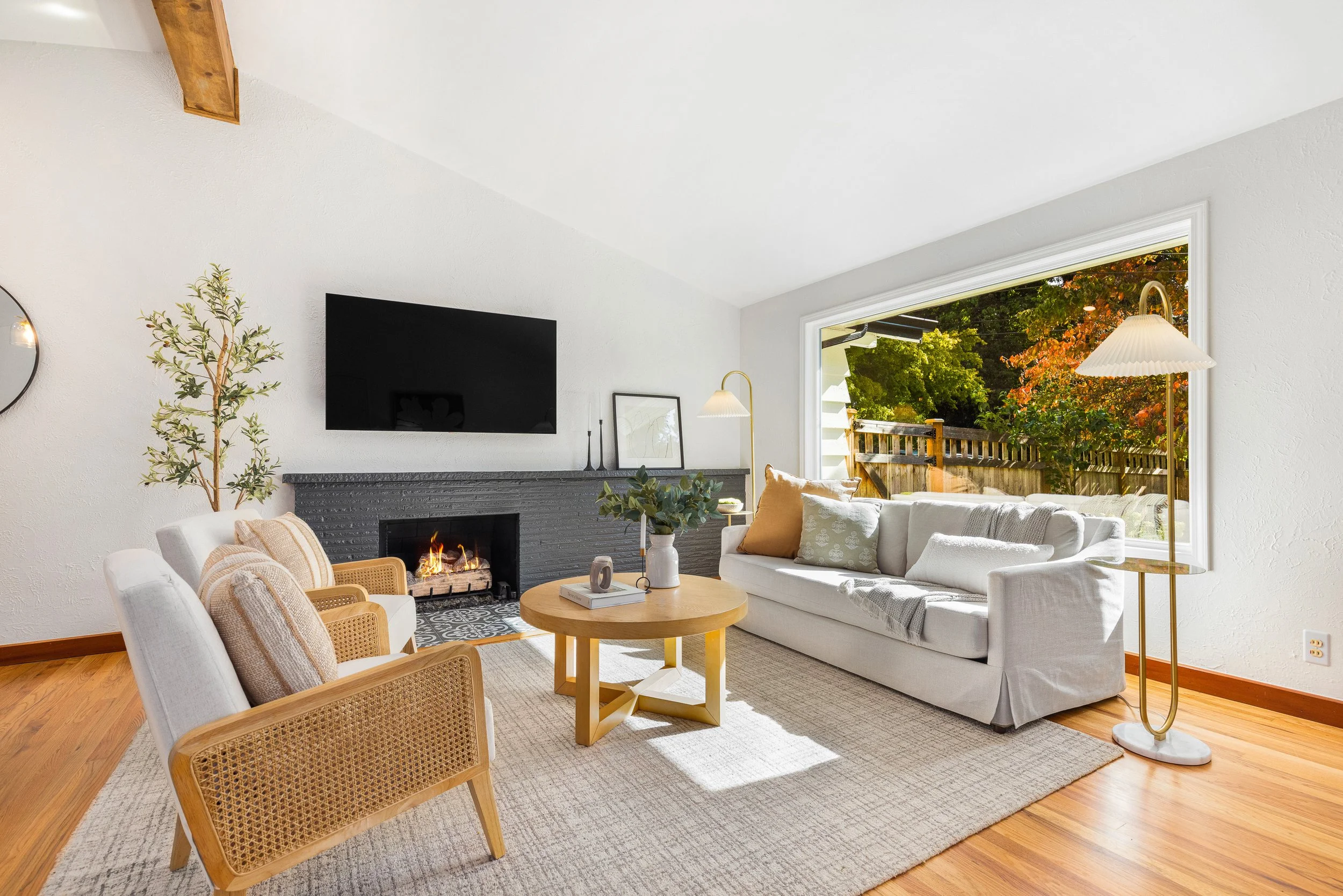 Designing Multifunctional Spaces for Modern Living