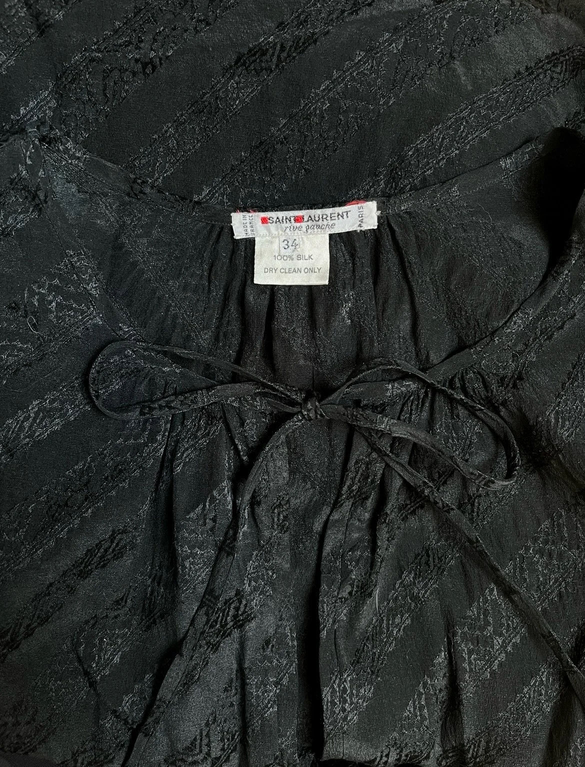 A little preview of some favourites arriving to the website this Sunday at 11.00 🩷 

Want exclusive early access? Join the VERSA newsletter via link in bio to browse and shop 24 hours before everyone else 💌