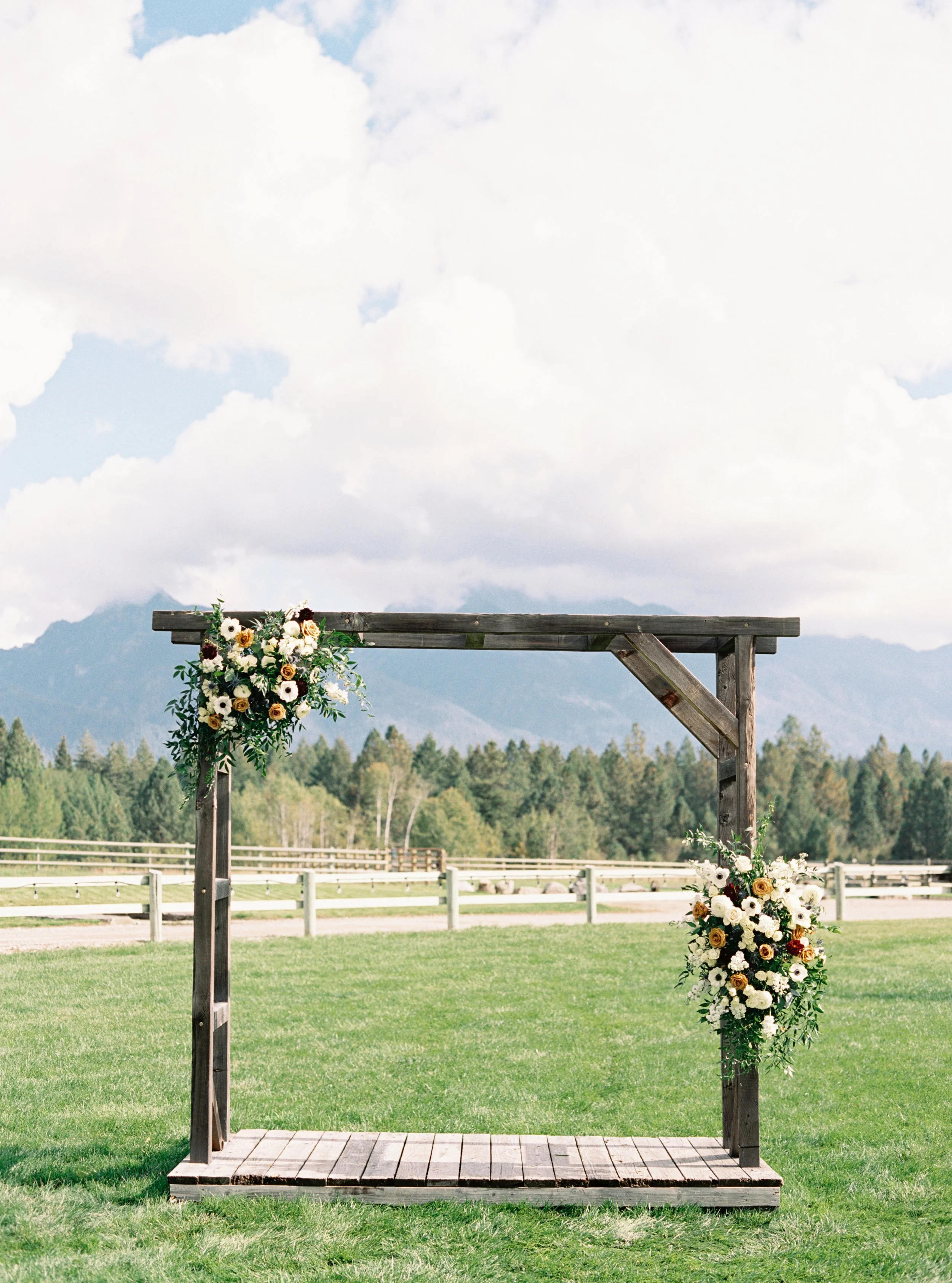 JessSlaterPhotography - Justin + Kelcie FILM-28.jpg