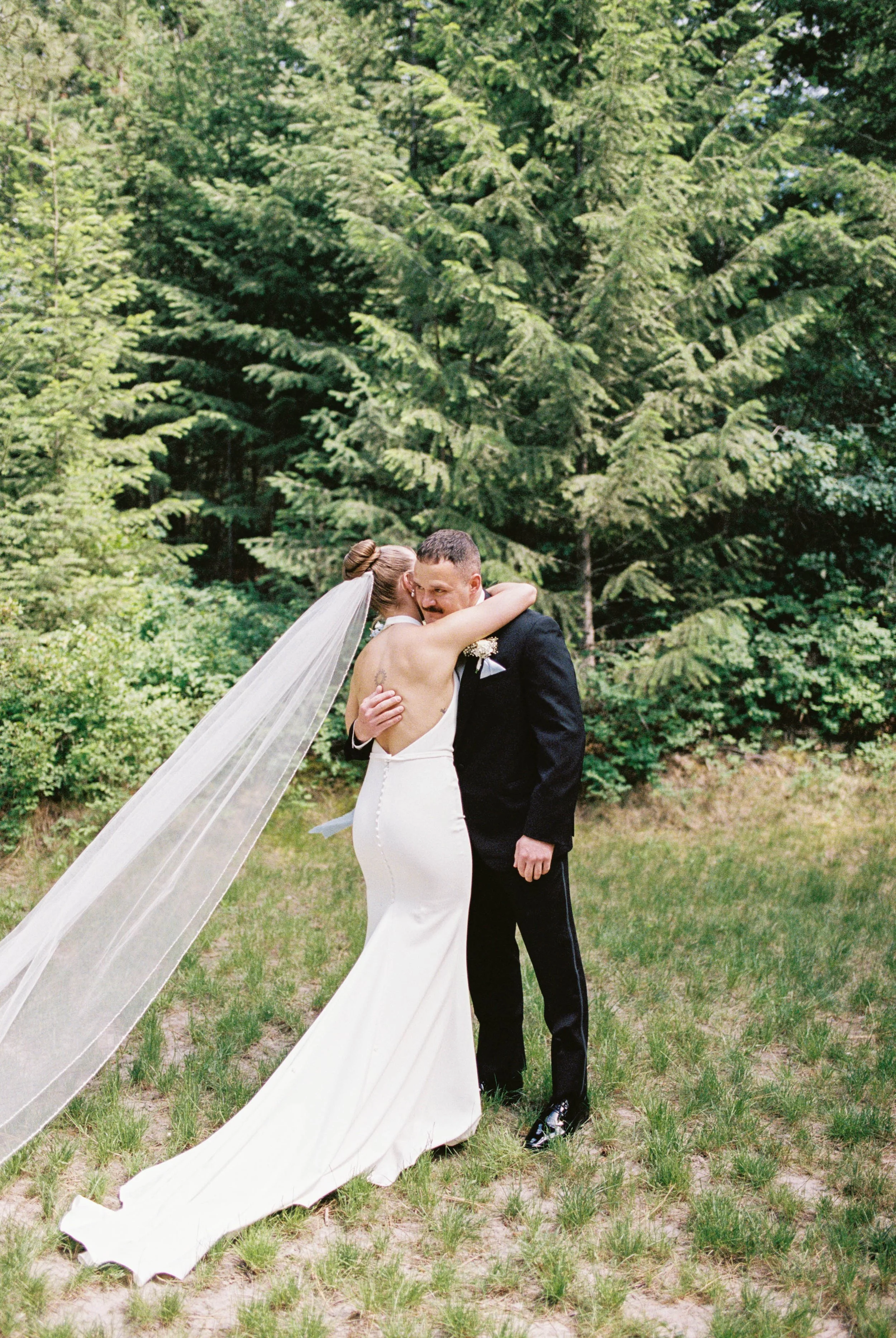 JessSlaterPhotography - Lemon Wedding FILM BLOG-11.jpg