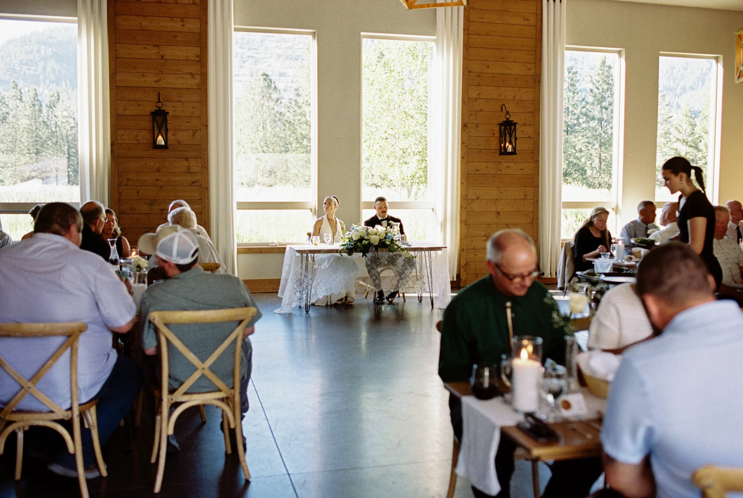 JessSlaterPhotography - Lemon Wedding FILM BLOG-98.jpg