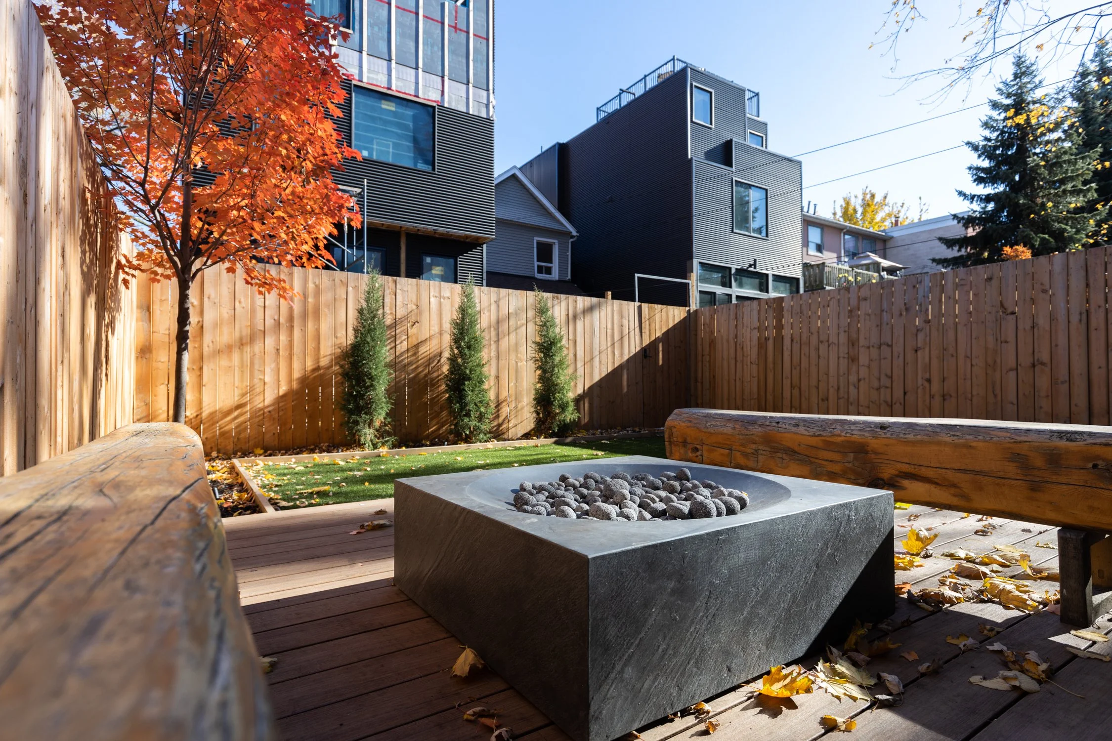 60 Jones ave - Firepit 2.jpg
