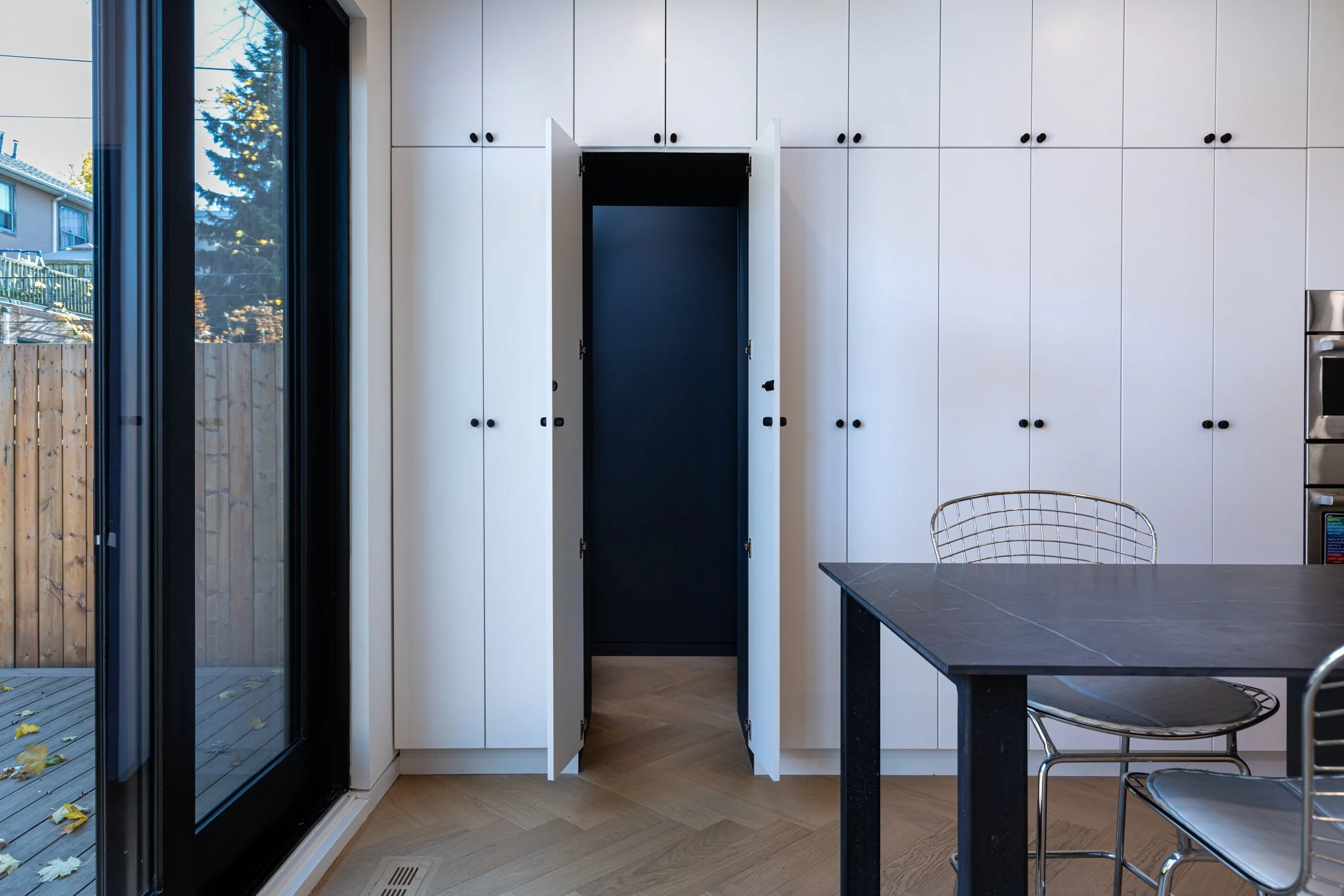 60 Jones ave - WC 1.jpg