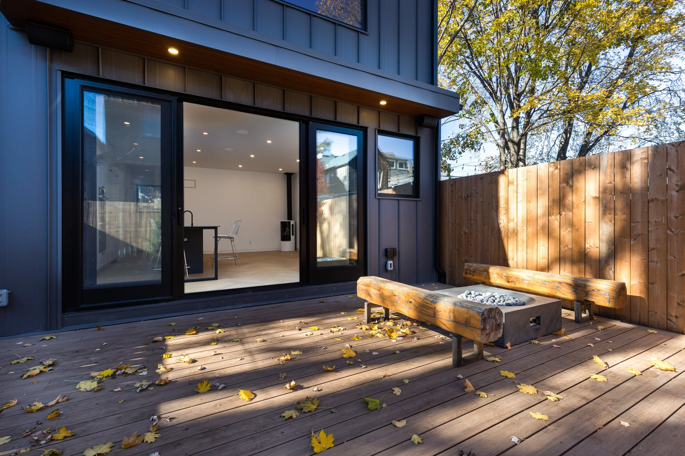 60 Jones ave - Deck 1.jpg