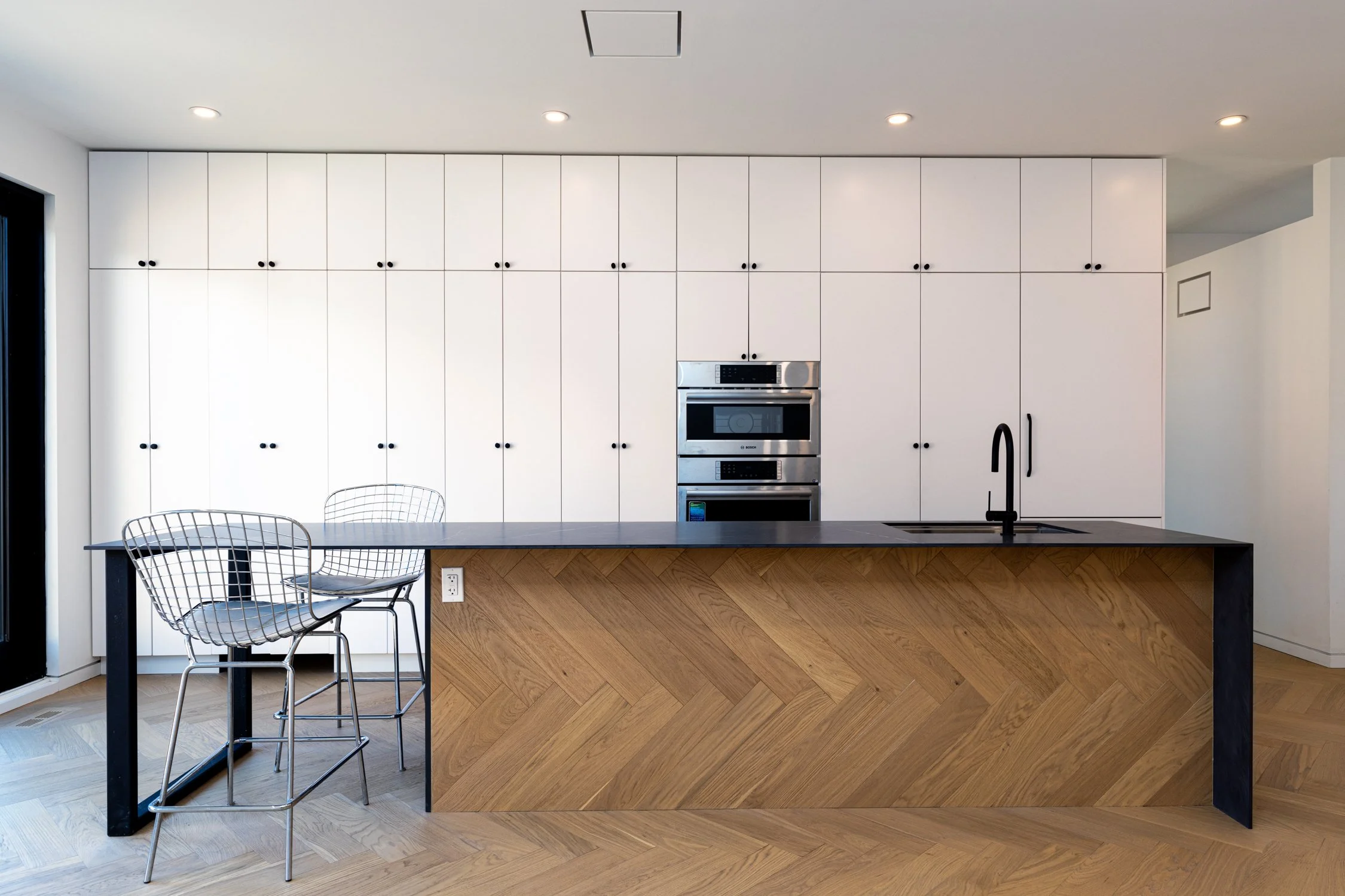 60 Jones ave - Kitchen 1.jpg