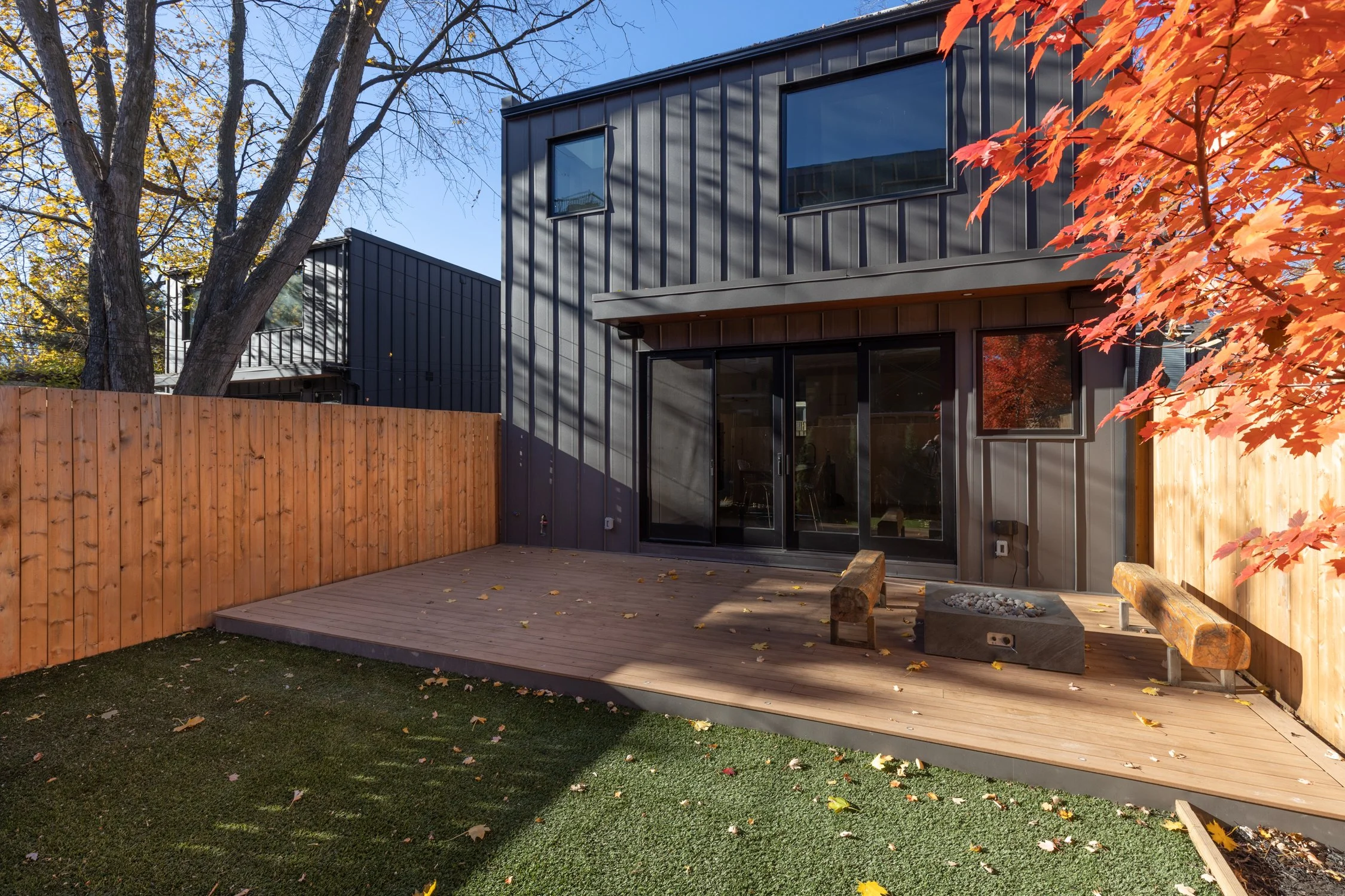 60 Jones ave -Backyard 3.jpg