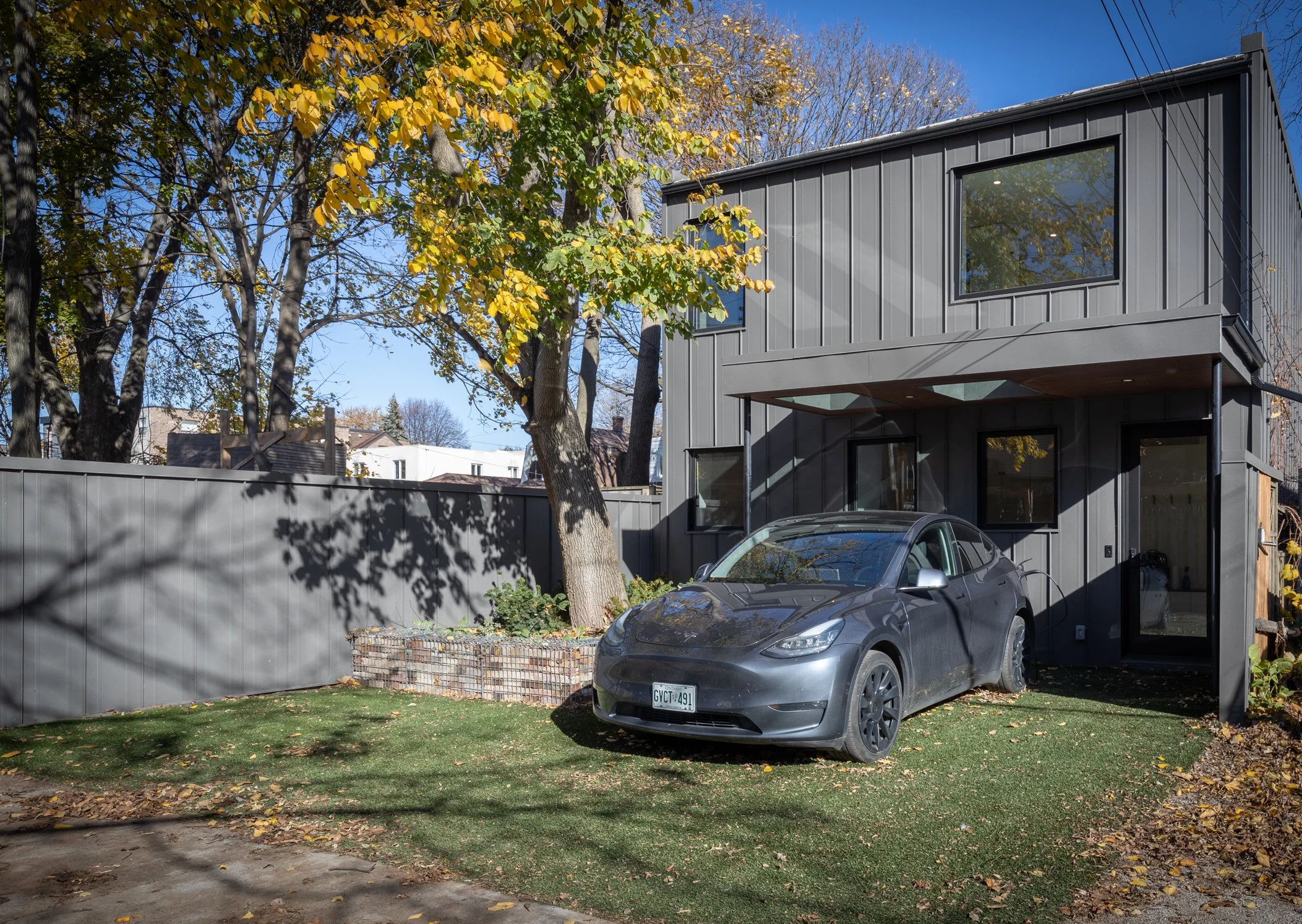 60 Jones ave - Lane Side 4.jpg