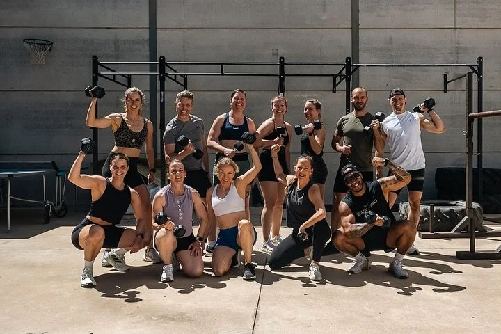 HYBRID ADVANCED CAMP MALLORCA

Our session today looked like:

15 mins warm-up / explanation

1 min hard / 1 min off (you go I go)
3 x 10 min Ski / Row / Air bike

5 mins rest

Team Workout in teams of 6
200 cal ski
200 cal row
200 cal bike

📷 by th